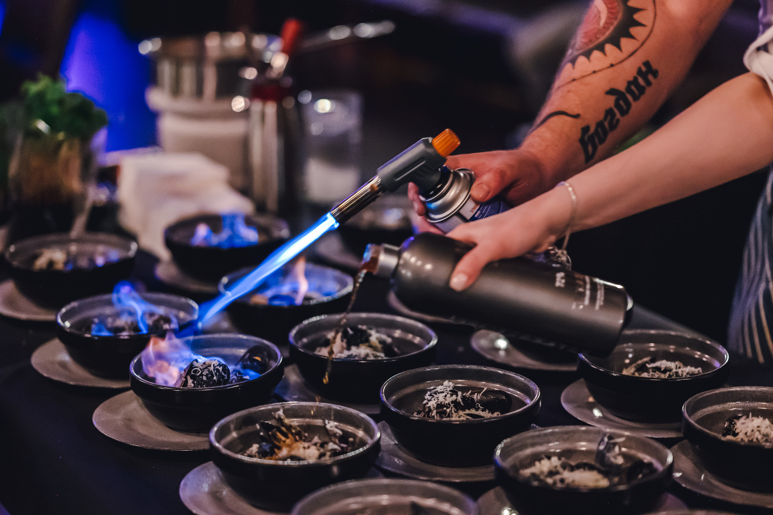 Гастроужин от шеф-повара Павла Федотова и Юлии КириченкоАнонс съемки. Коммерческий фотограф в Москве Билуши Василиса