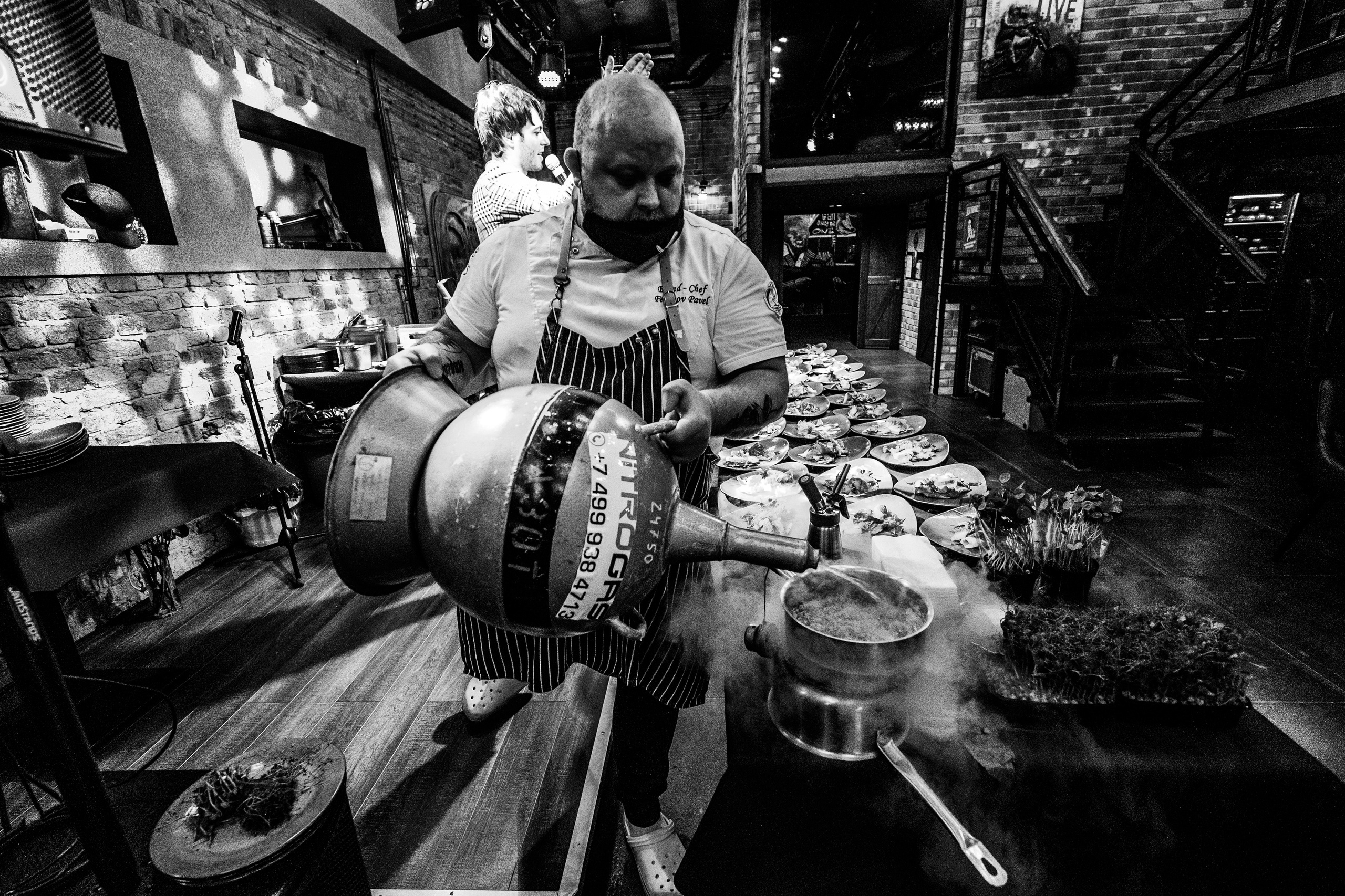 Гастроужин от шеф-повара Павла Федотова и Юлии КириченкоАнонс съемки. Коммерческий фотограф в Москве Билуши Василиса