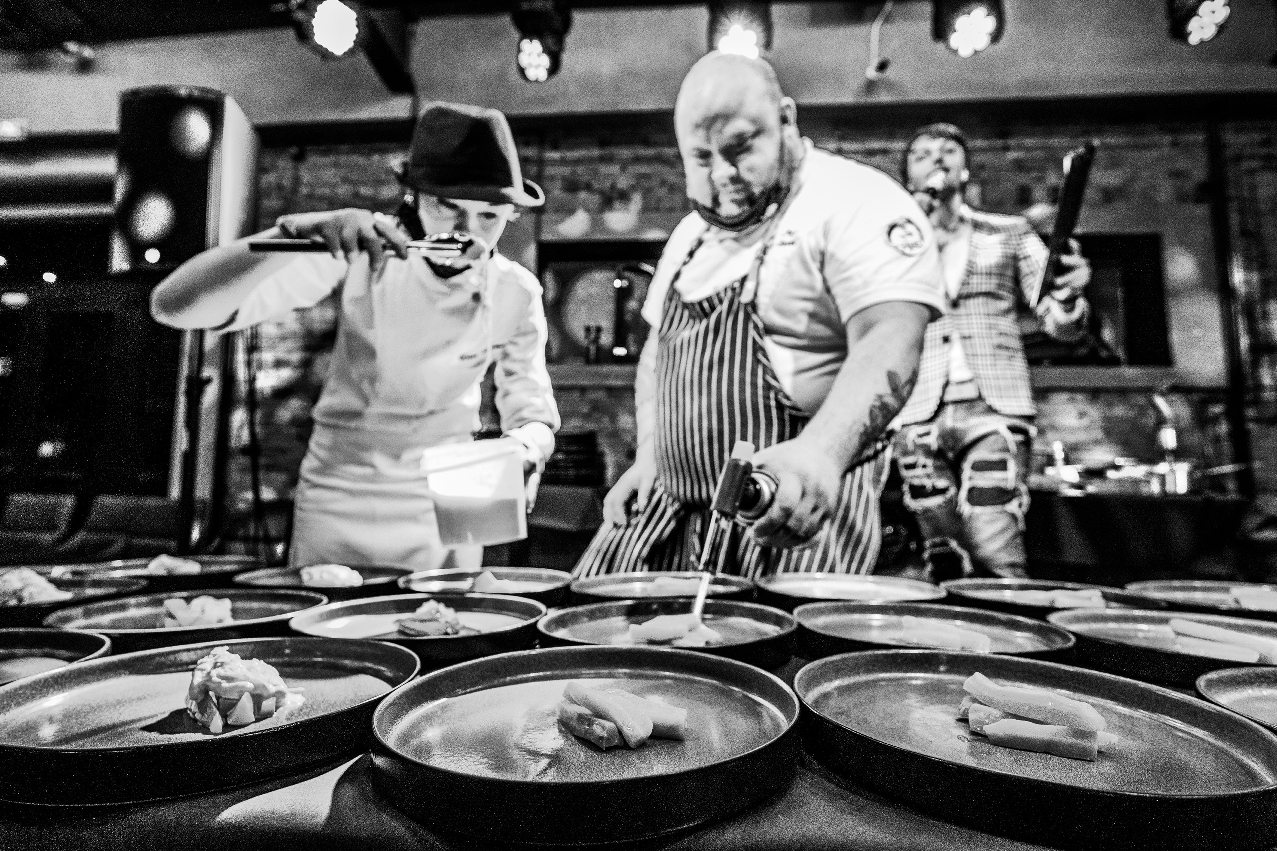 Гастроужин от шеф-повара Павла Федотова и Юлии КириченкоАнонс съемки. Коммерческий фотограф в Москве Билуши Василиса