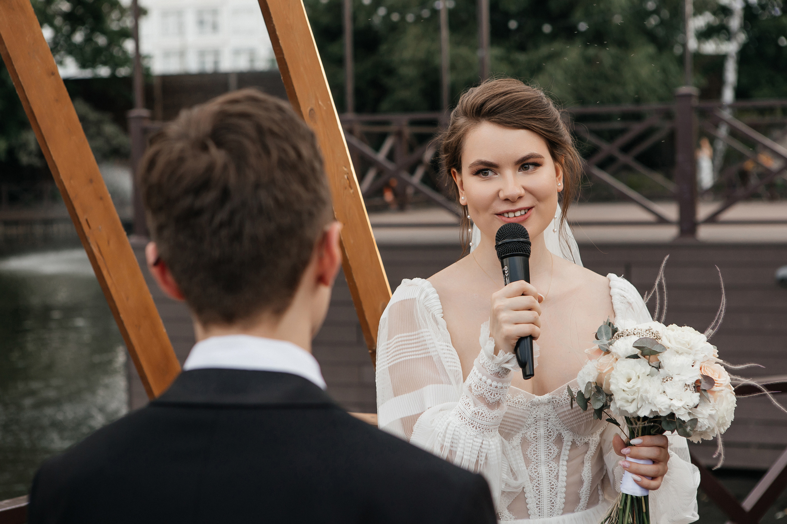 Выездная церемония в Теплица-парк. Свадебный фотограф в Москве Дарья Олендарёва