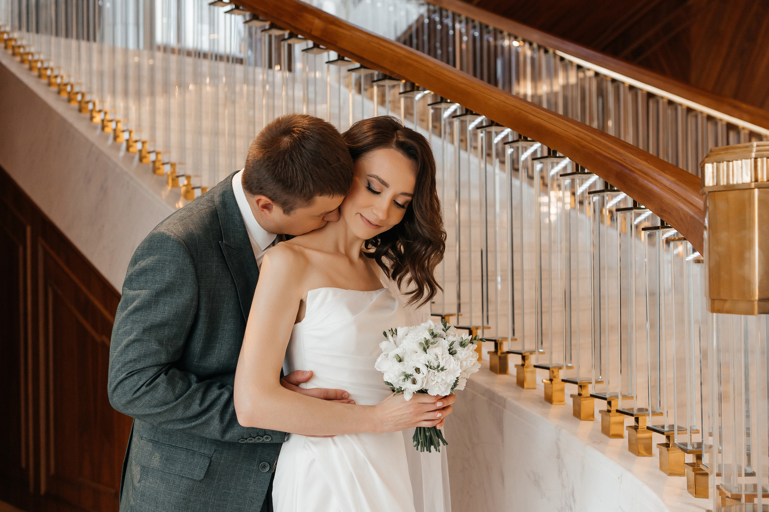 Свадебная фотосессия в отеле Marriott Imperial Plaza