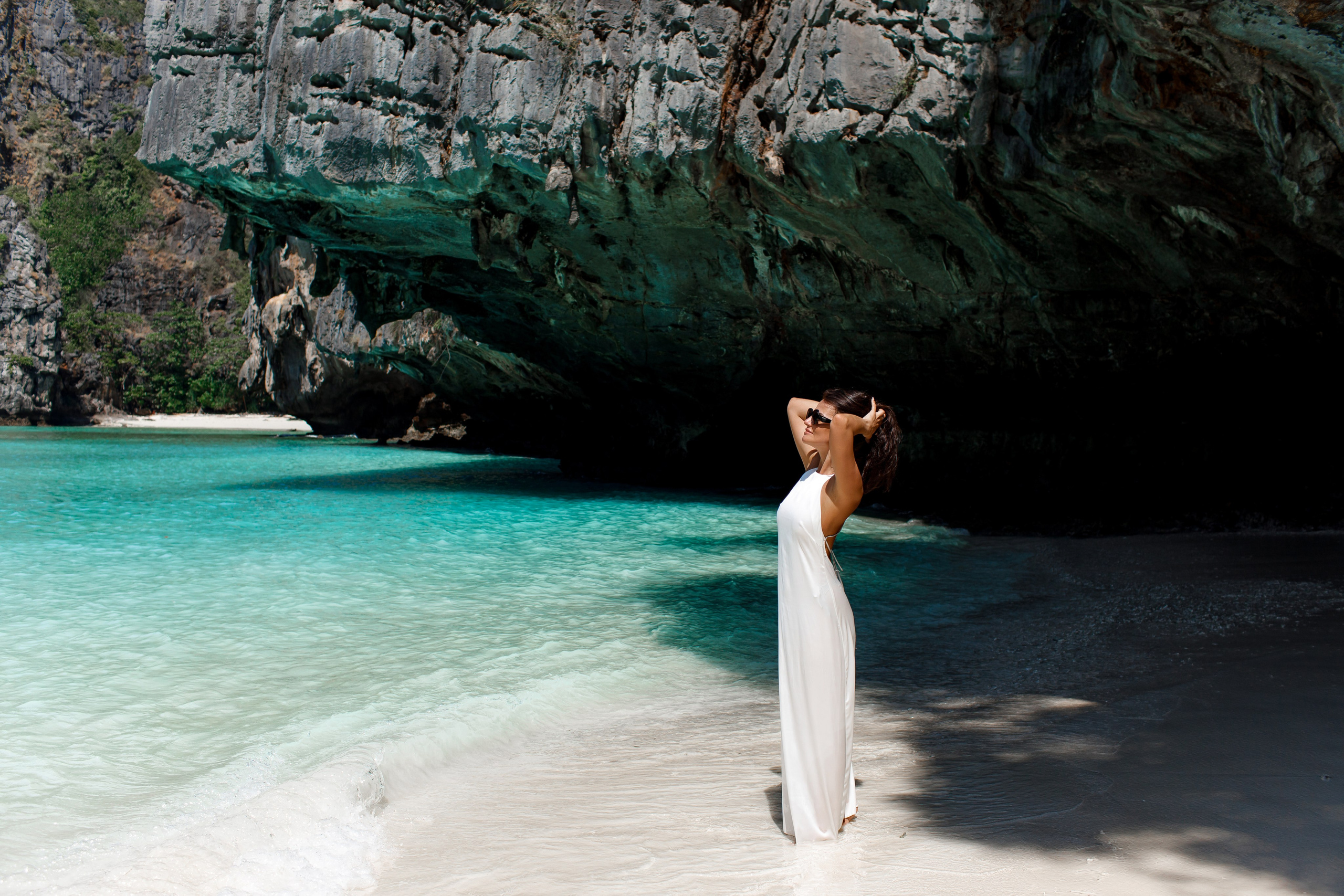 Prices for photo shoots in Phuket. Photographer in Phuket. Photographer Thailand