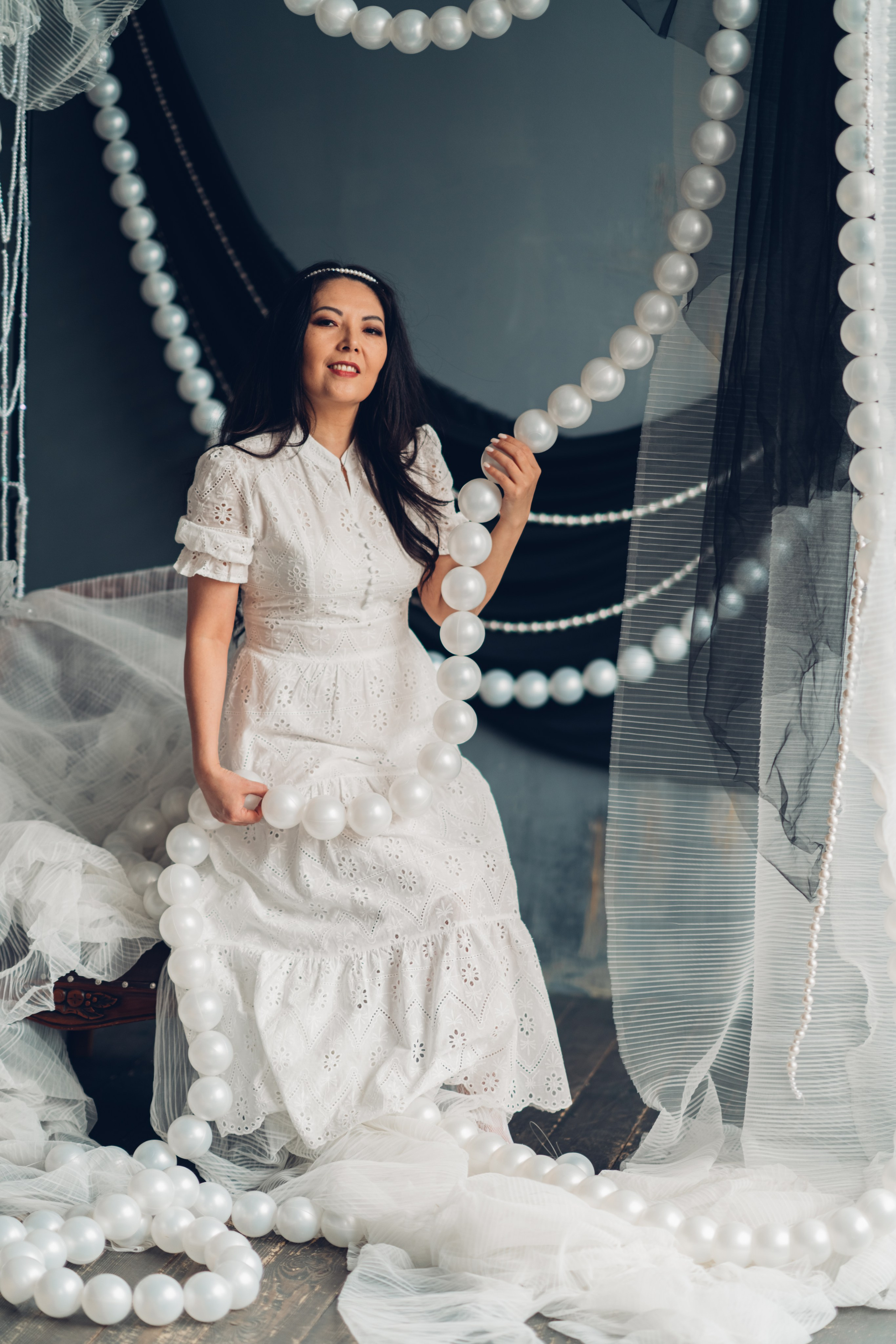 Пока девочки маленькие бусы всегда будут большими…. Профессиональный детский и семейный фотограф в Москве Диля Грошева