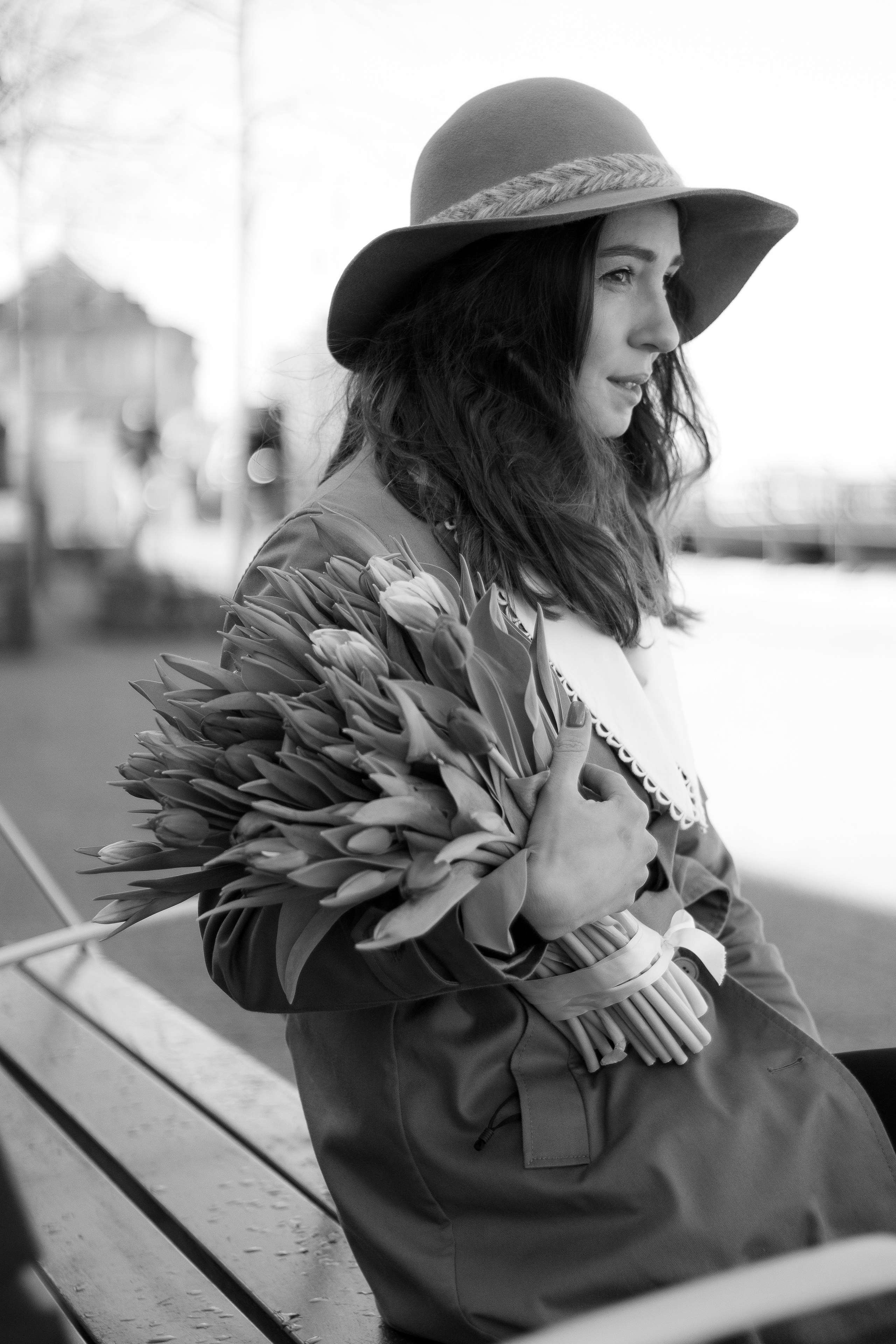 City photoshoot with Julia. Family, Children and Business photographer in Belgium