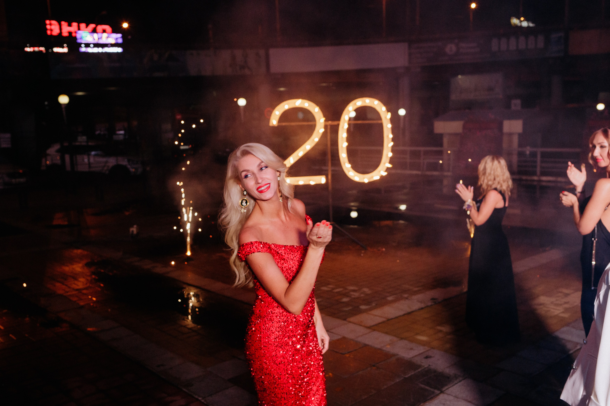 20 лет студии красоты Юлии Харченко. СВОИ. ФОТООТЧЕТЫ-СОБЫТИЯ-МЕСТА