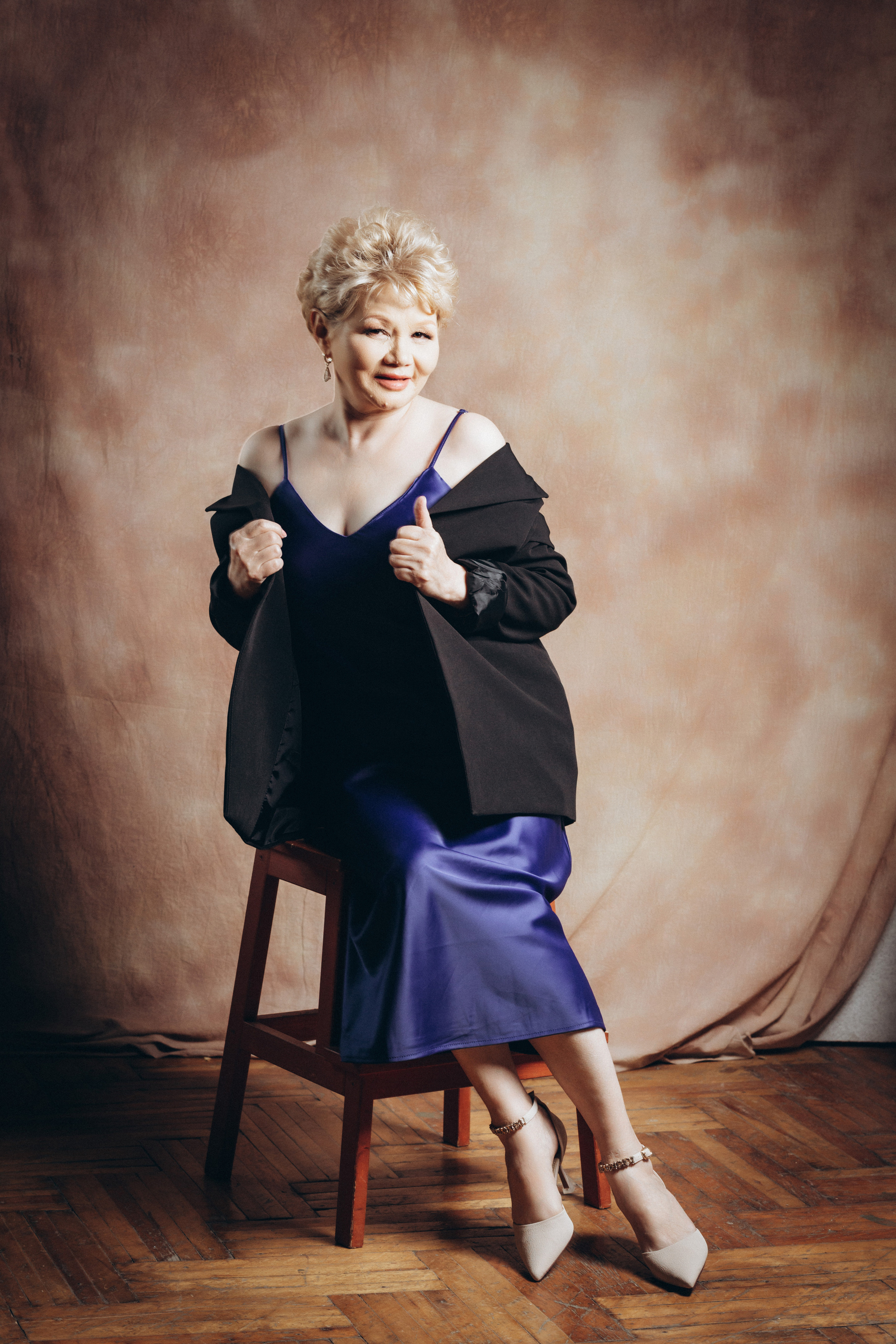 Фотосессия команды компании NL в Атырау (топ лидер в Атырау Куралай). Фотограф в Атырау Максим Стадниченко