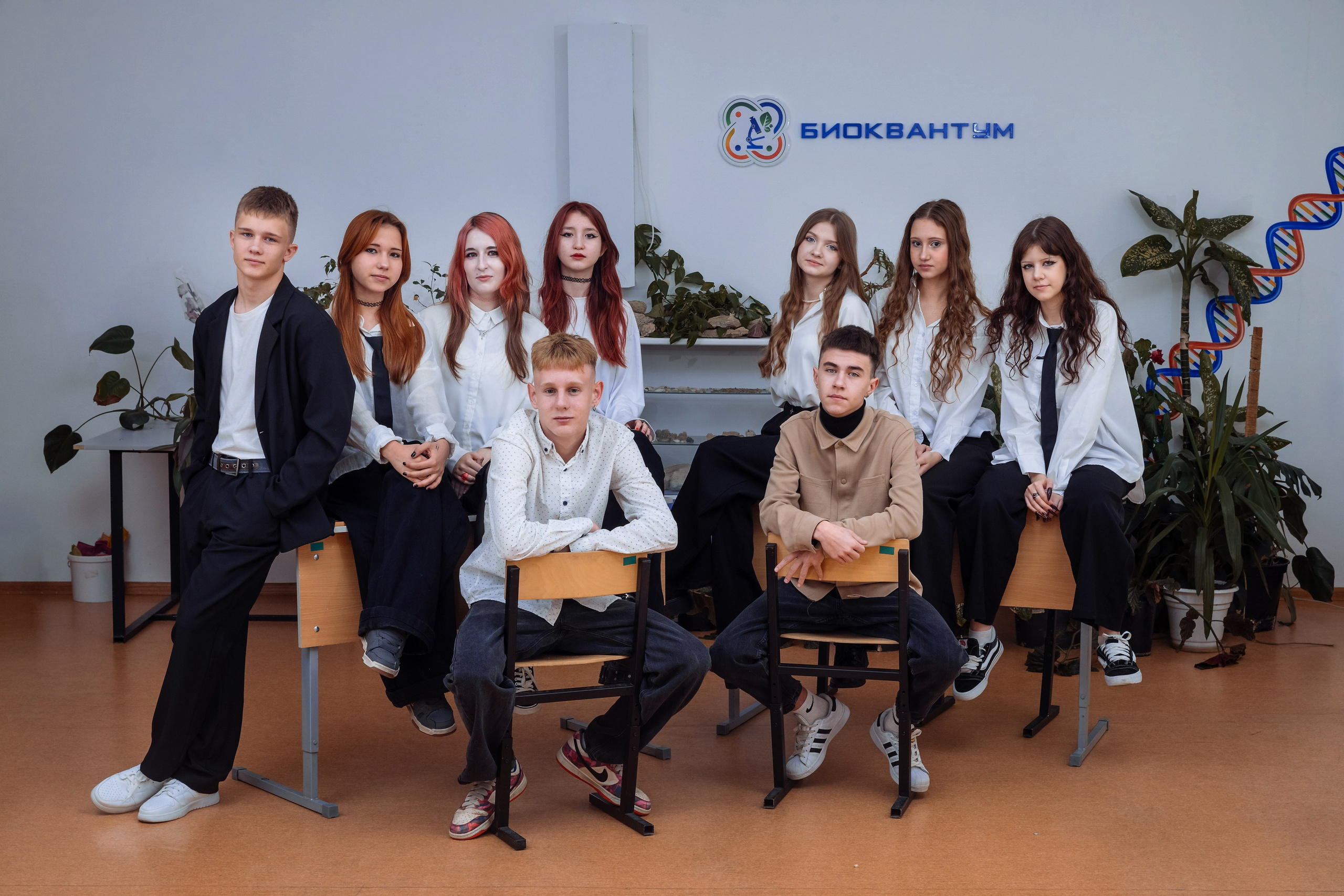 Старшая школа. Выпускные школьные фотоальбомы для школ и детских садов в Волгограде и Волжском