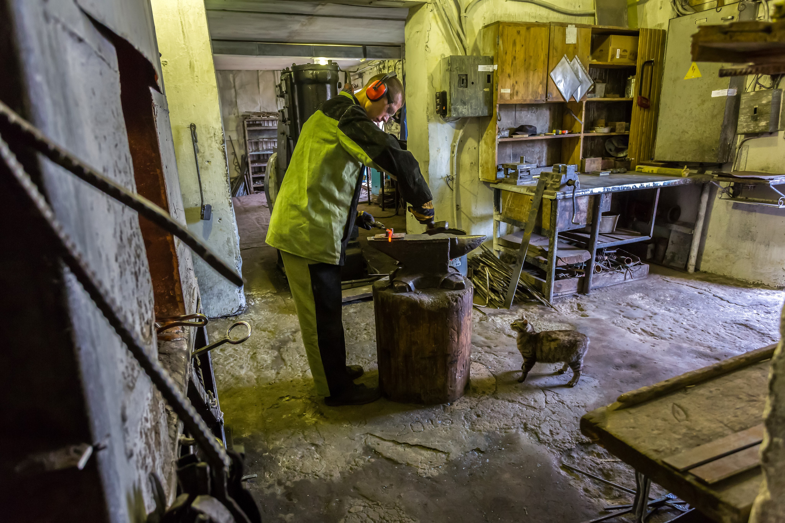 СВЯЗАННЫЕ ОДНОЙ ЗОНОЙ. Контакты