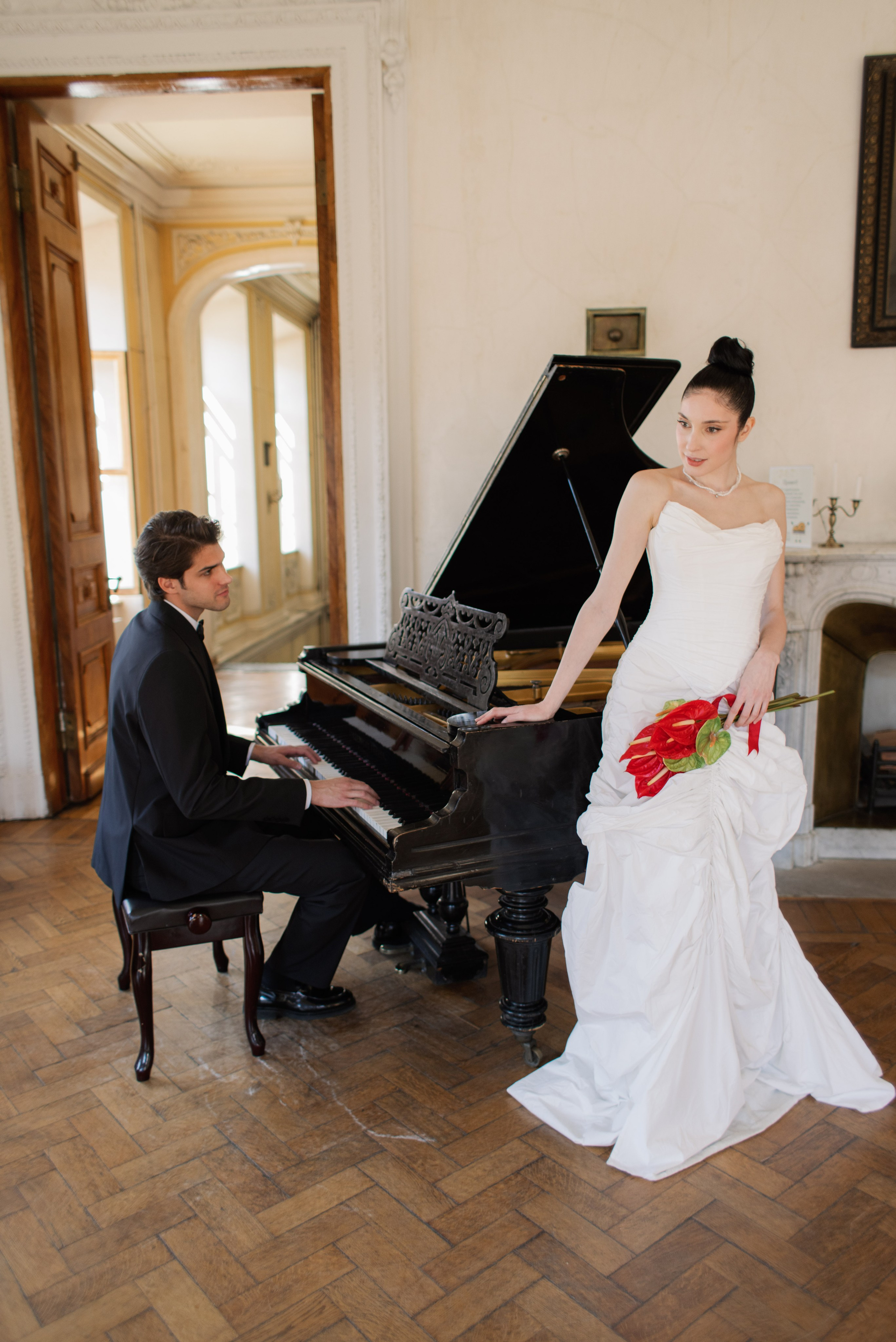 Свадебная церемония, фотосессия в библиотека-читальни А.С. Пушкина