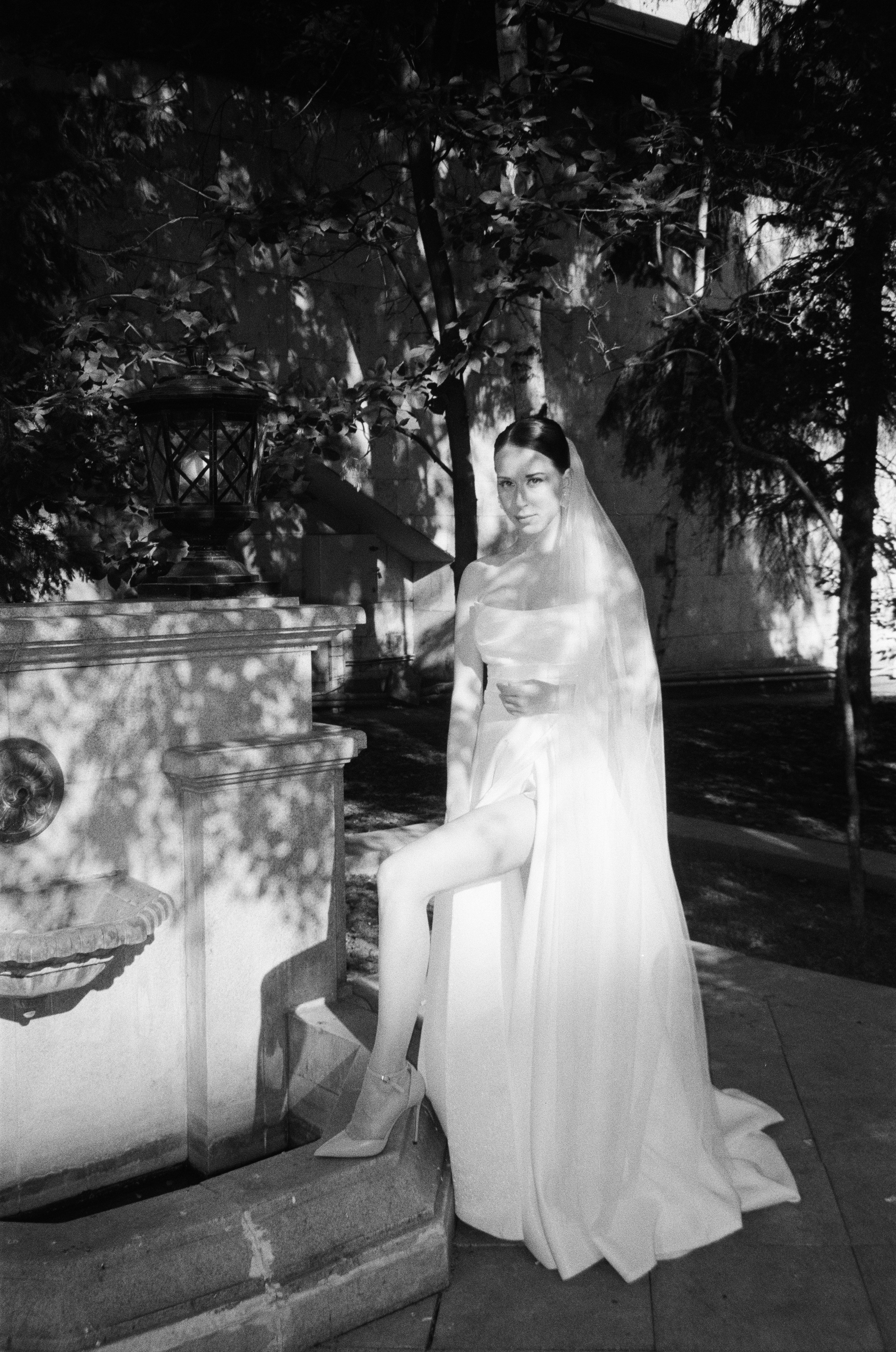 Свадебная фотосессия в особняке Спиридонова. Свадебный фотограф в Москве Элина Ларченкова. Фото, которые цепляют