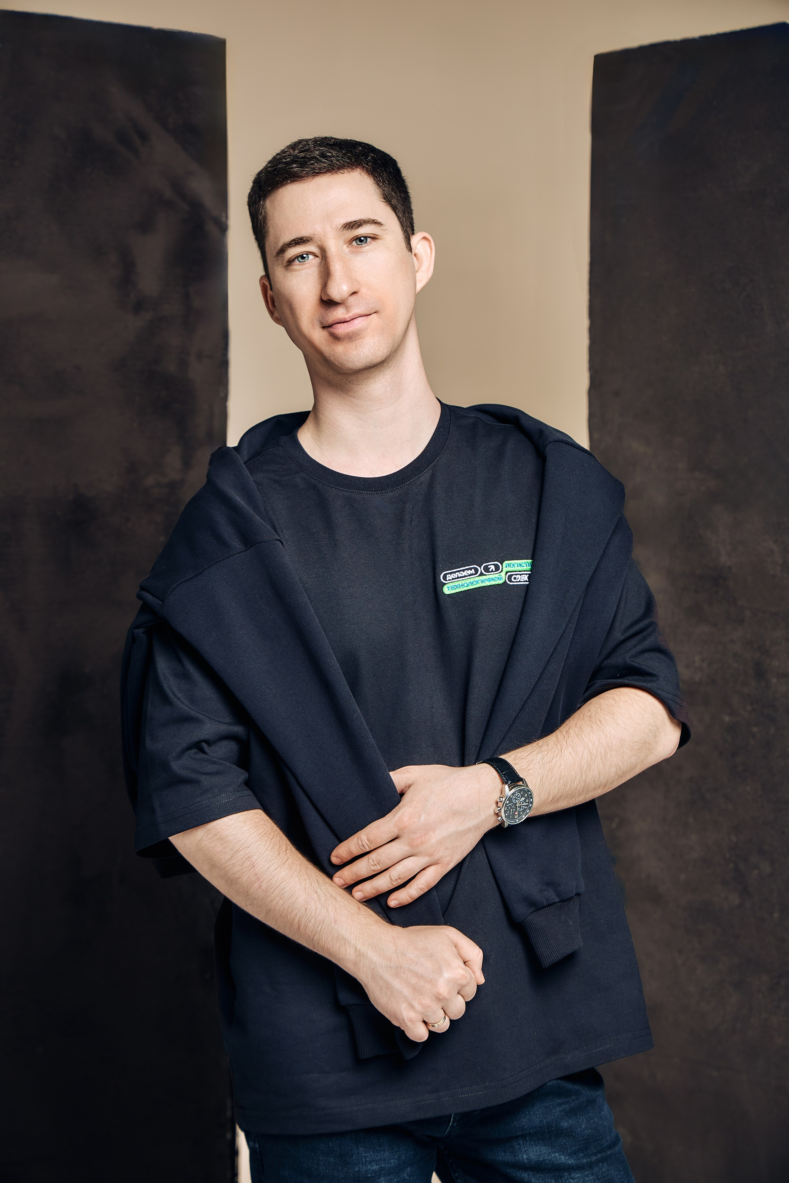 Фотосъёмка сотрудников СДЭК: как показать настоящих людей за работой. Валентина Похомова — профессиональный фотограф в Екатеринбурге