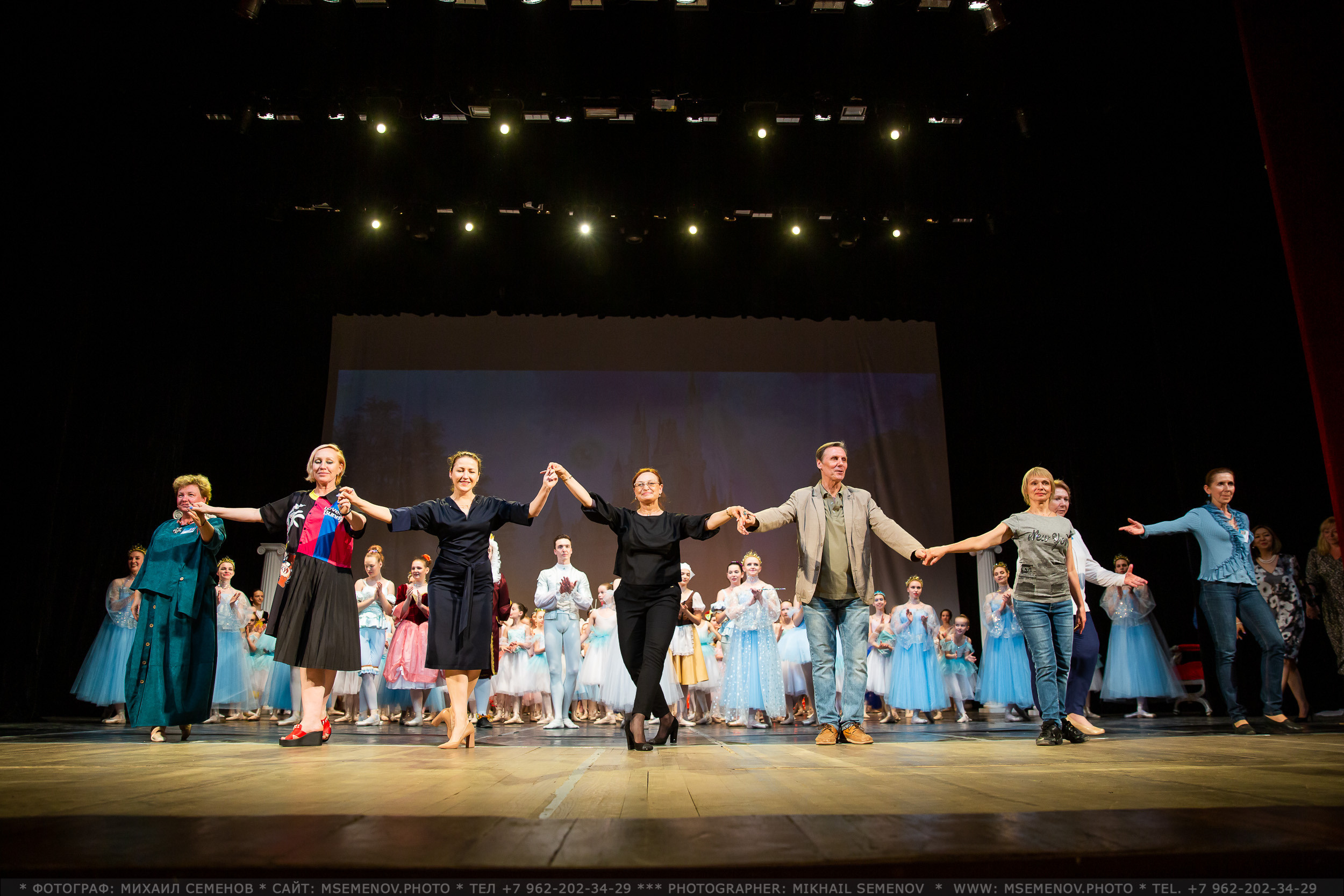 20.05.21 ОТКРЫТИЕ III ФЕСТИВАЛЯ ТАНЦА «МОЛОДОЙ БАЛЕТ ЕВРОПЫ», Балет «Золушка». Photographer for business Mikhail Semenov. Aqua photo studio, photo school