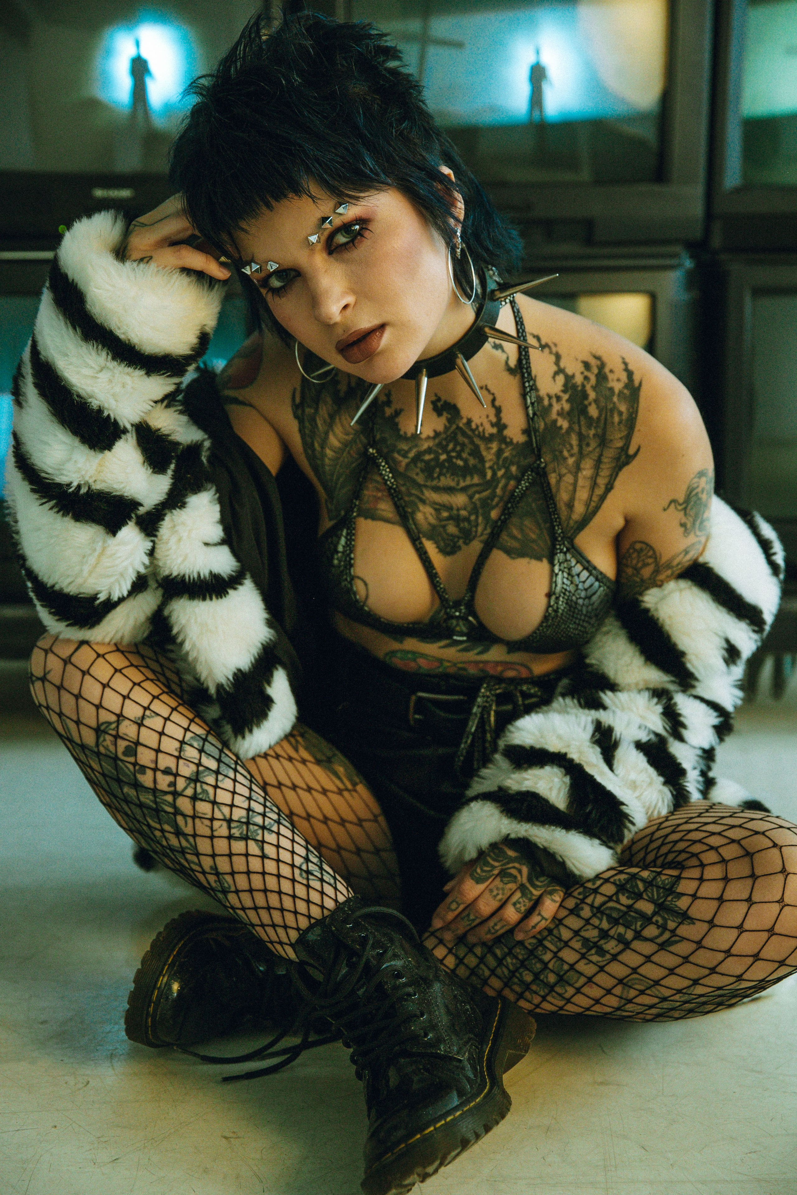 Фотосессия в студии с телевизорами. Свадебный фотограф в Москве Элина Ларченкова. Фото, которые цепляют