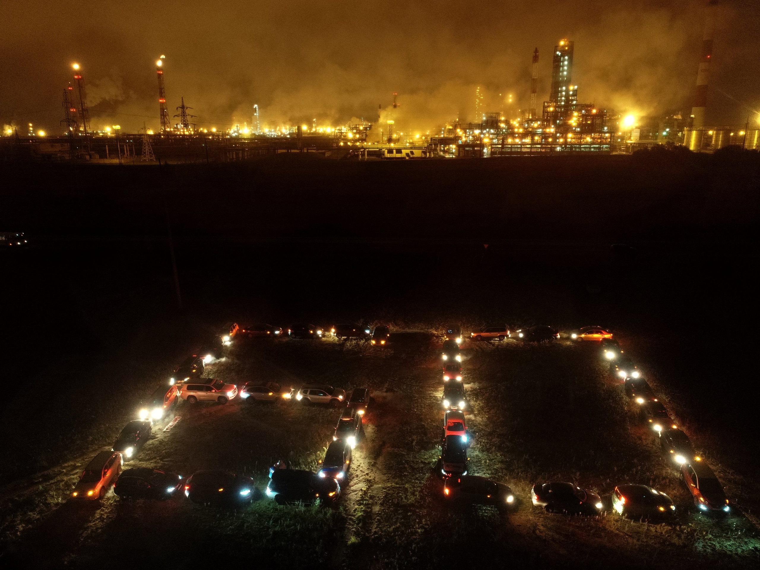 Аэросъемка с дрона НПЗ и автомобильного флешмоба в Ярославл