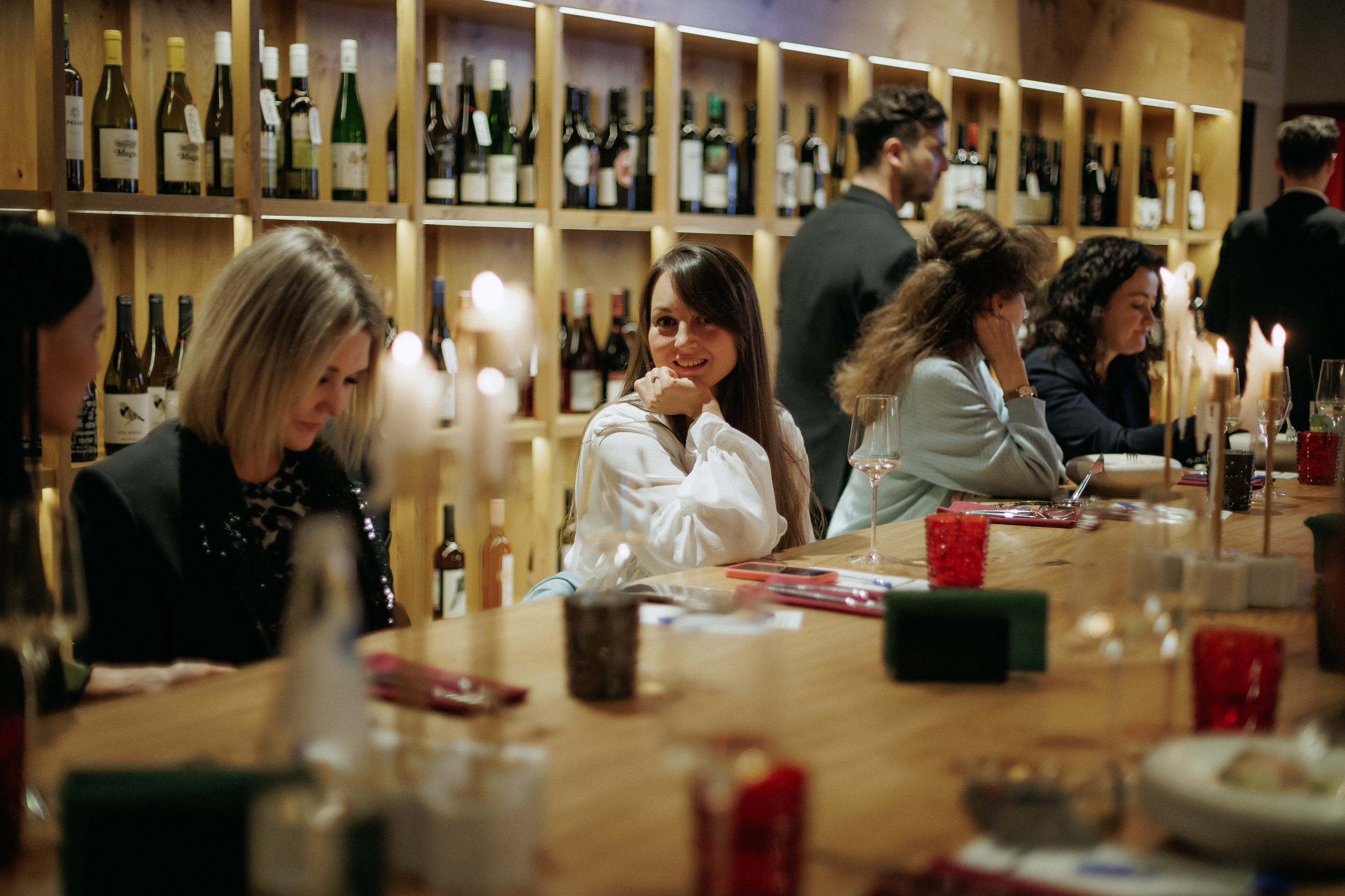 MAIN WINE x DPTRADE. СВОИ. ФОТООТЧЕТЫ-СОБЫТИЯ-МЕСТА