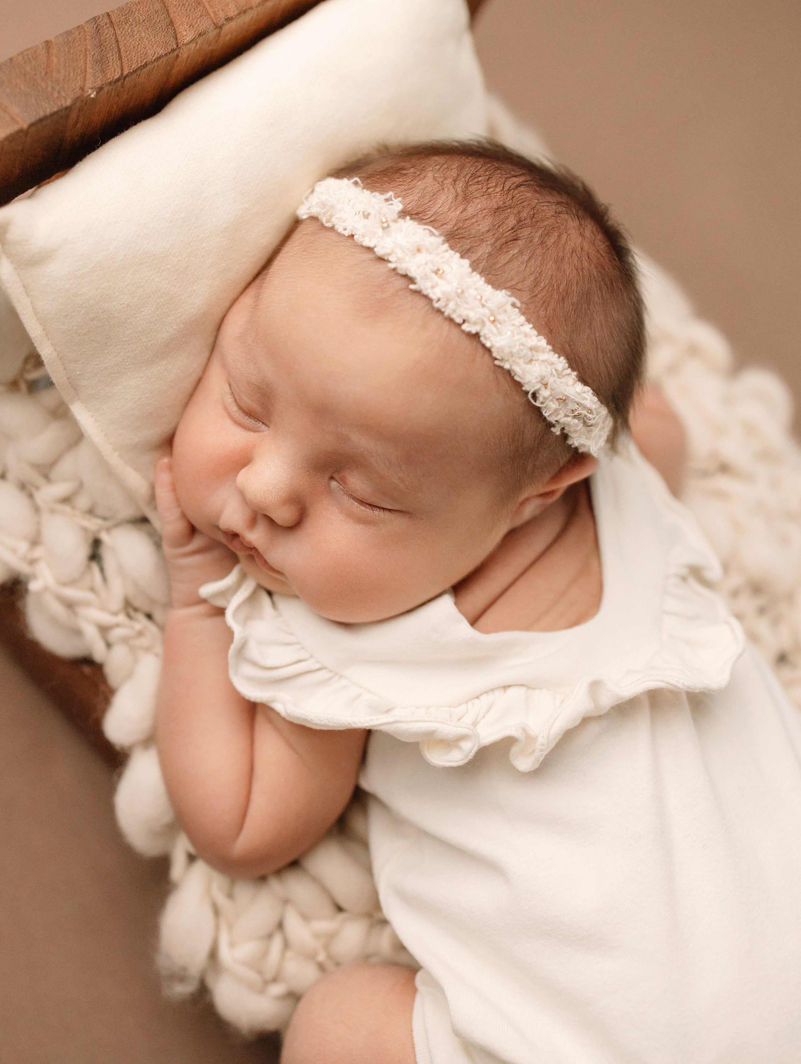 Новорождённая Машенька. Фотограф беременности и новорождённых в Набережных Челнах