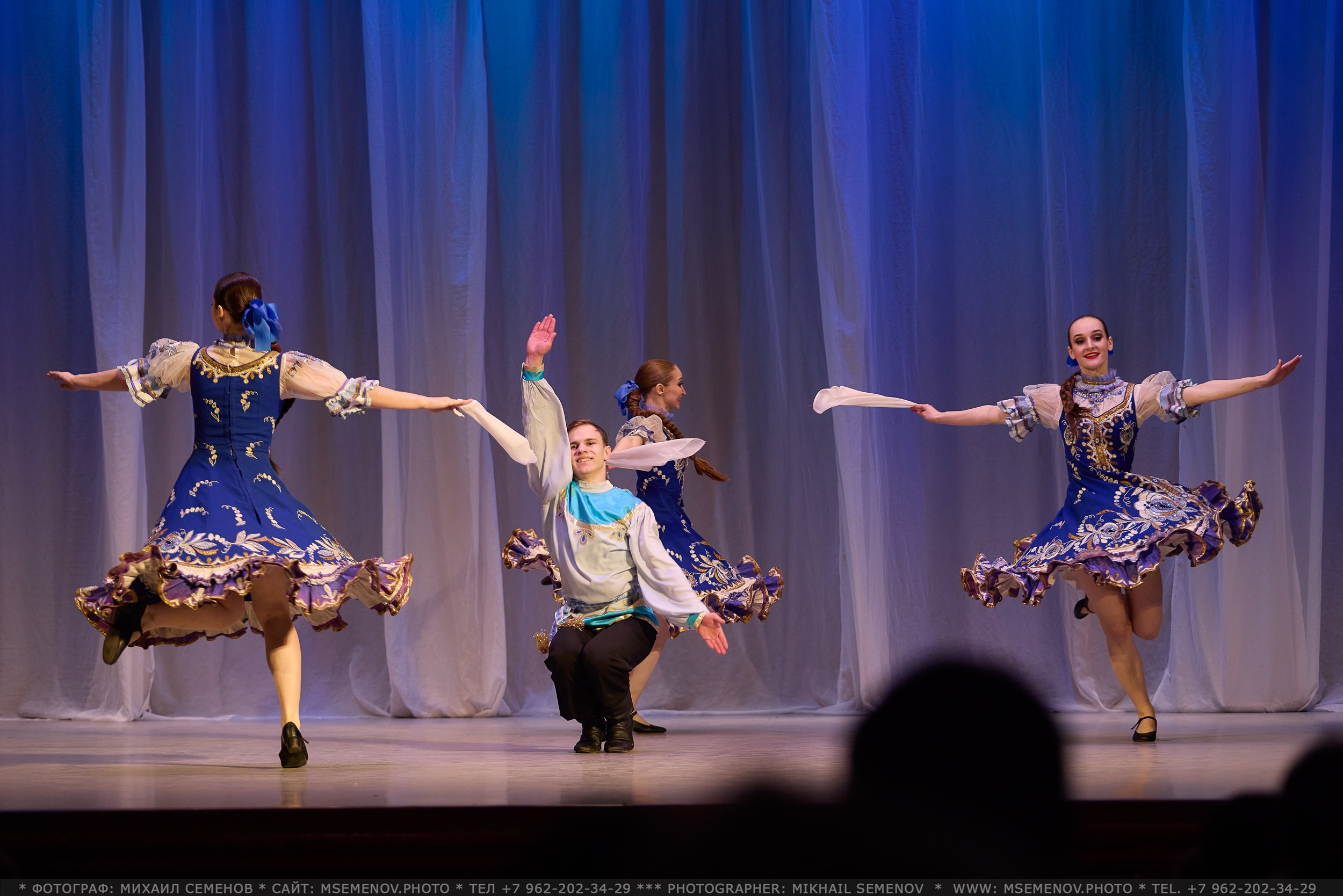 Фоторепортаж с Концерта «Волжанка» и «Задоринка»