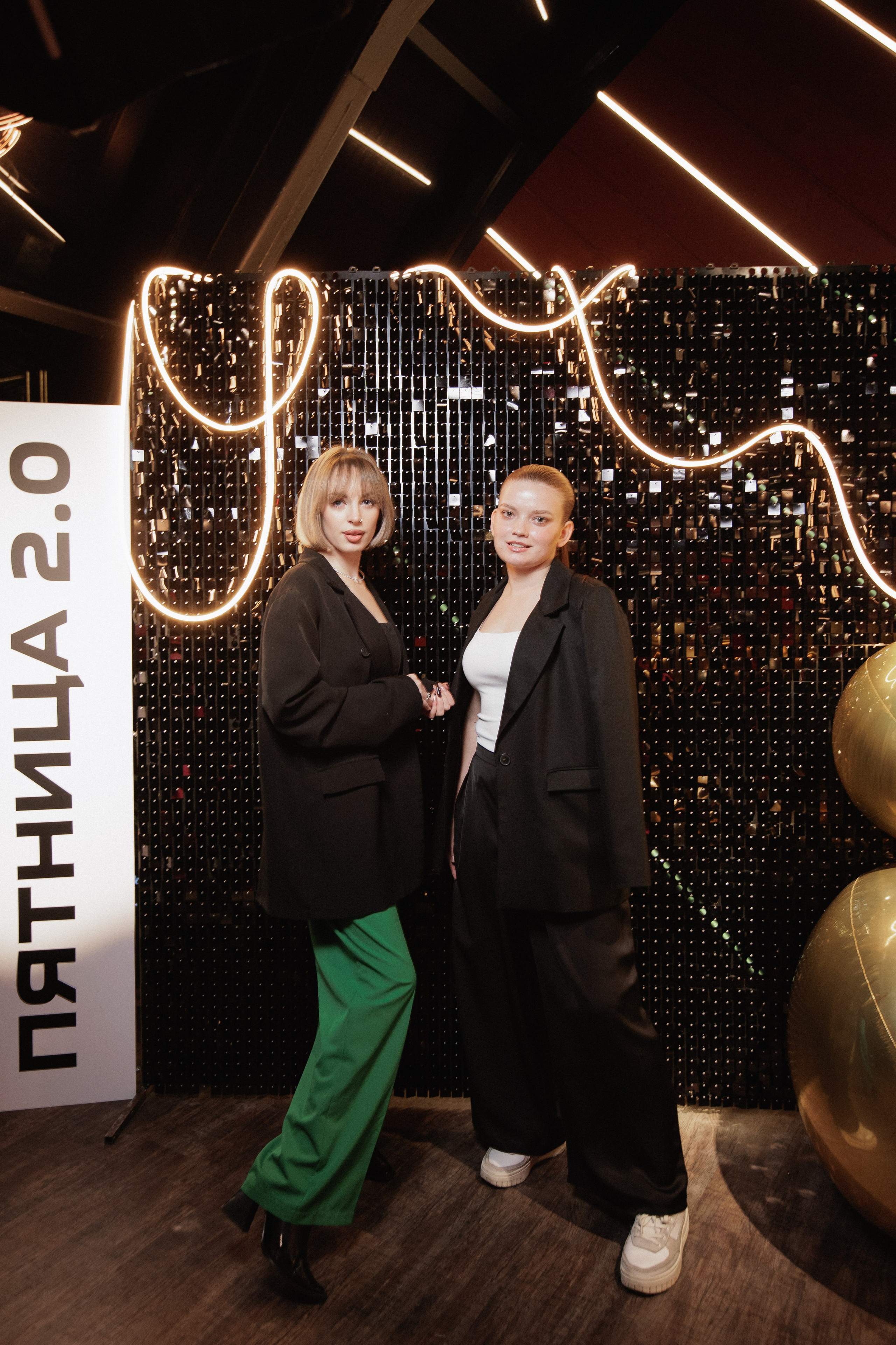 ПЯТНИЦА 2.0. СВОИ. ФОТООТЧЕТЫ-СОБЫТИЯ-МЕСТА