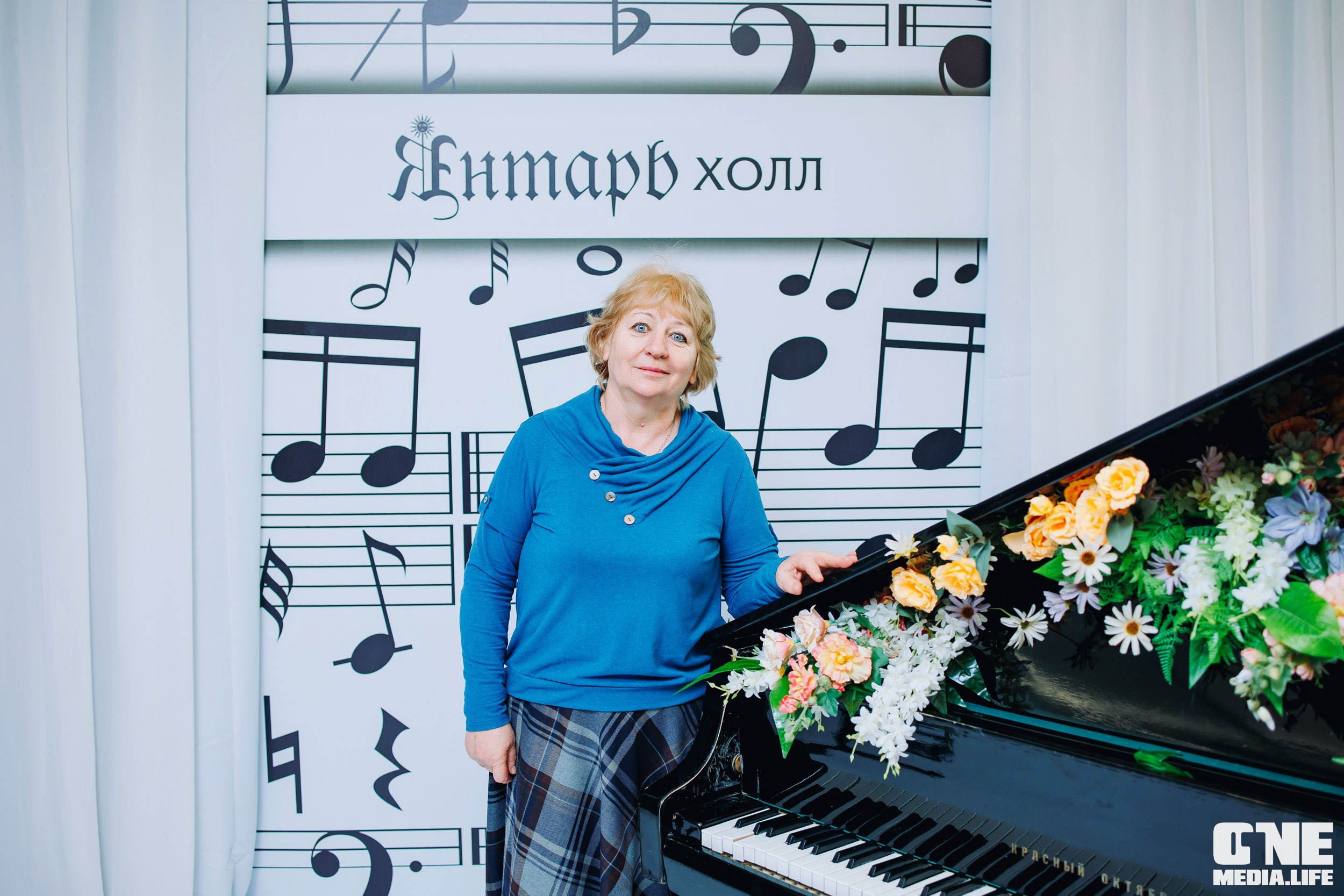 Концерт 8 марта в Янтарь холл. One Media Life: фоторепортажи, фотоотчеты с мероприятий и заведений