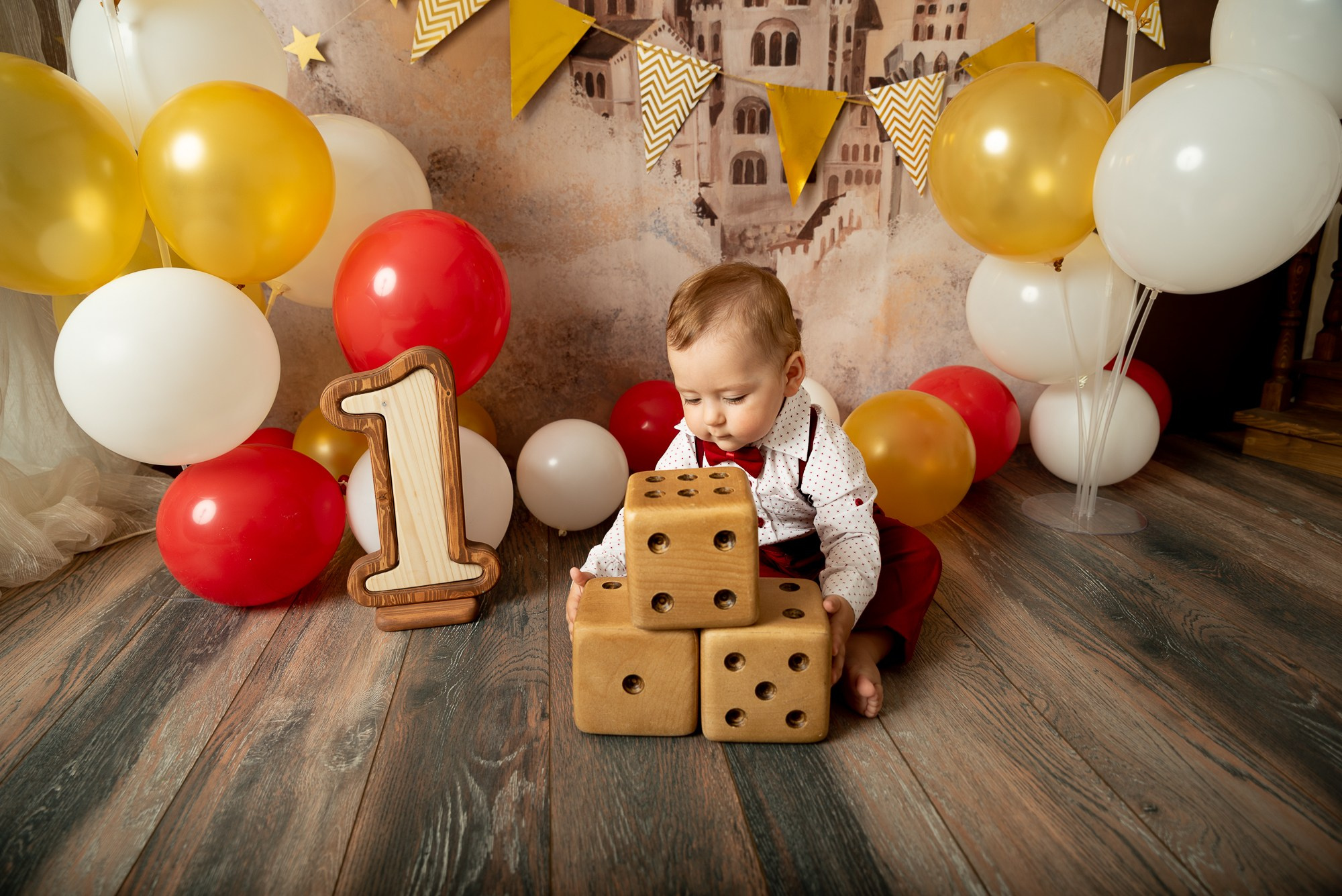 Годовасие ВСЕ ВКЛЮЧЕНО малыш Михаил. Фотограф новорожденных в Нижневартовске Лара Курдюкова