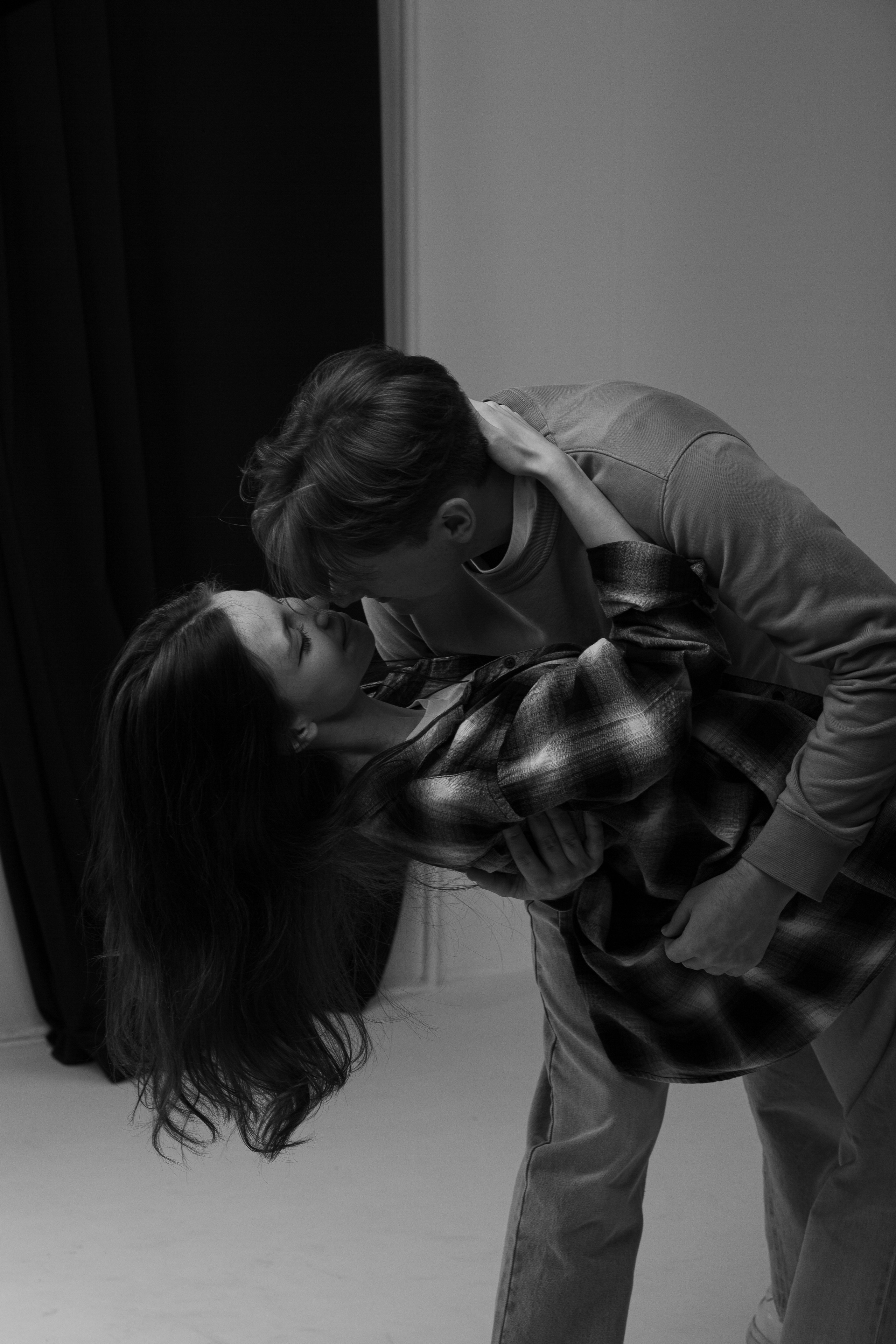 Влюбленные — Юлия и Леонид. Портретный фотограф в Москве Кислая Елизавета