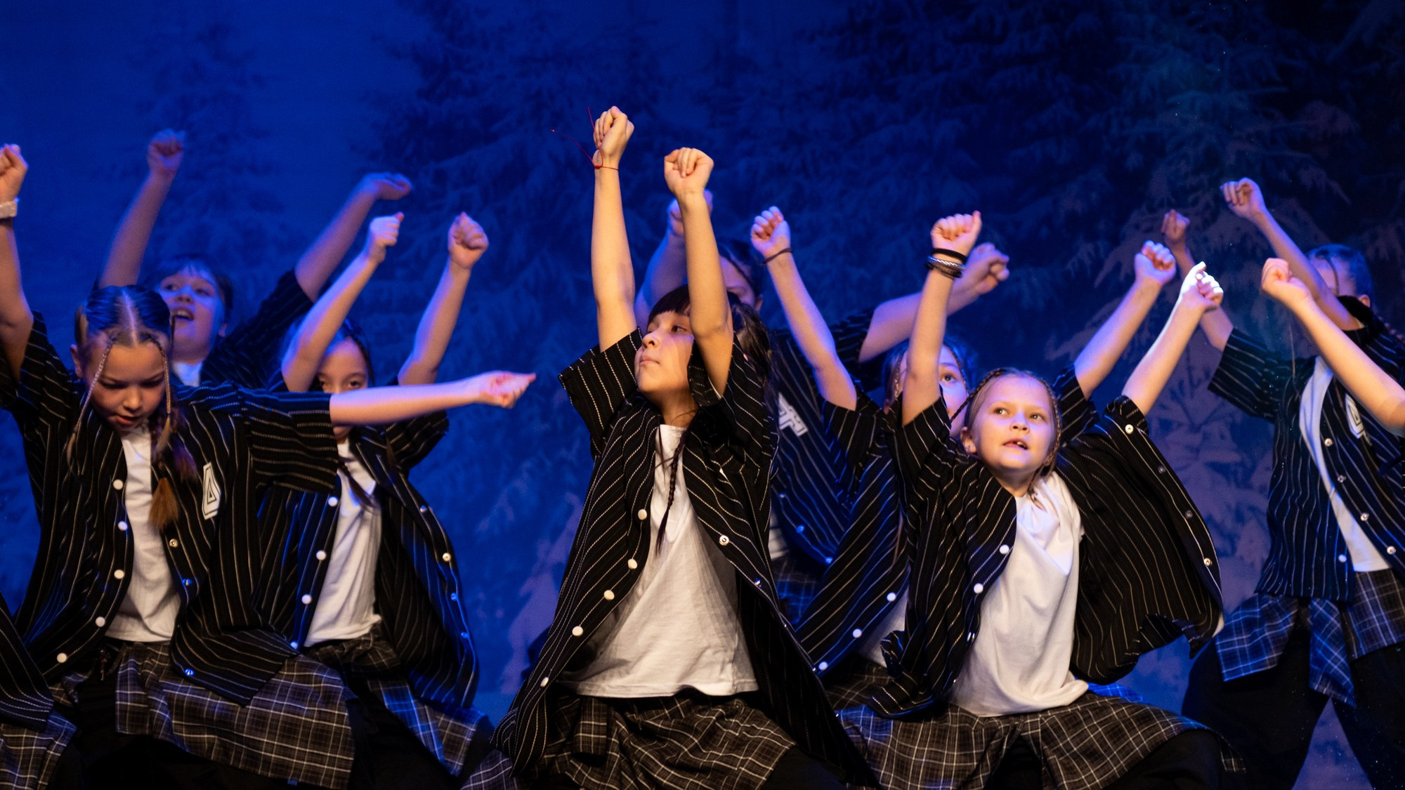 ОТЧЕТНЫЙ КОНЦЕРТ СТУДИИ ТАНЦА И ФИТНЕСА «TIME OF KINGS». Репортажный фотограф в Казани Павел Серпокрылов