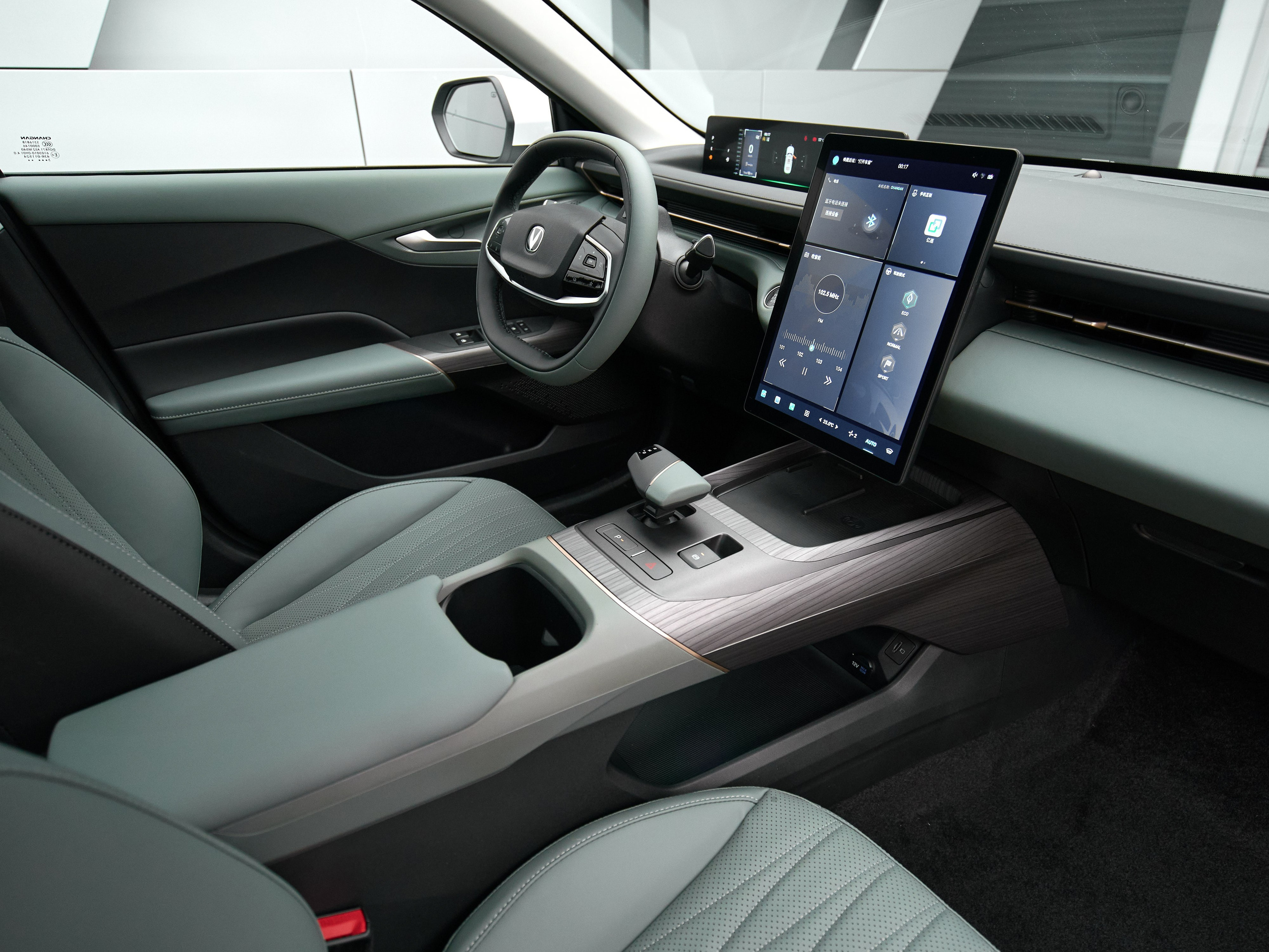 Автомобильный фотограф в Санкт-Петербурге Антон Гумен | Фотосессии авто для автосалонов