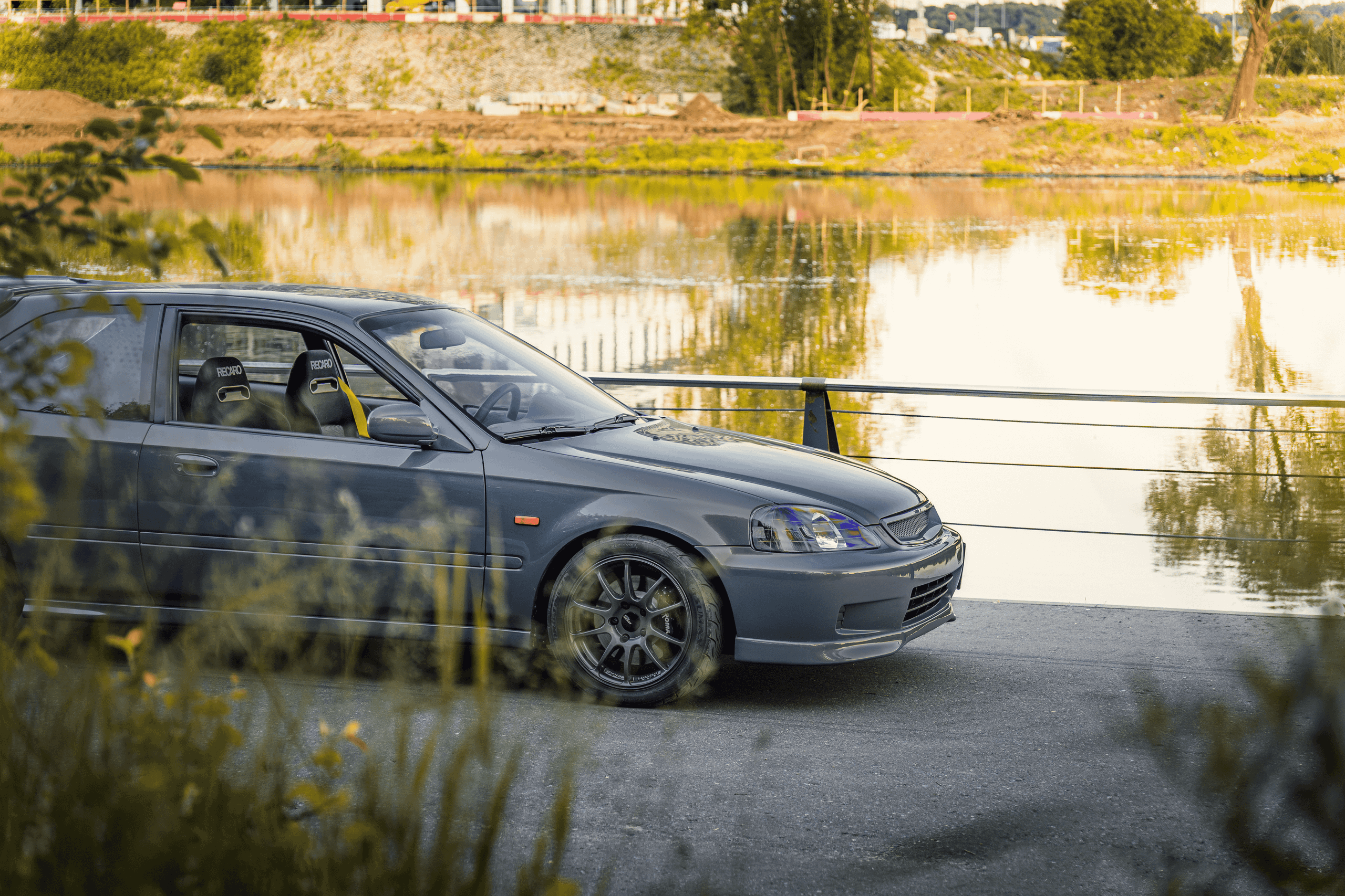 Honda Civic VI: безупречная серая мышка