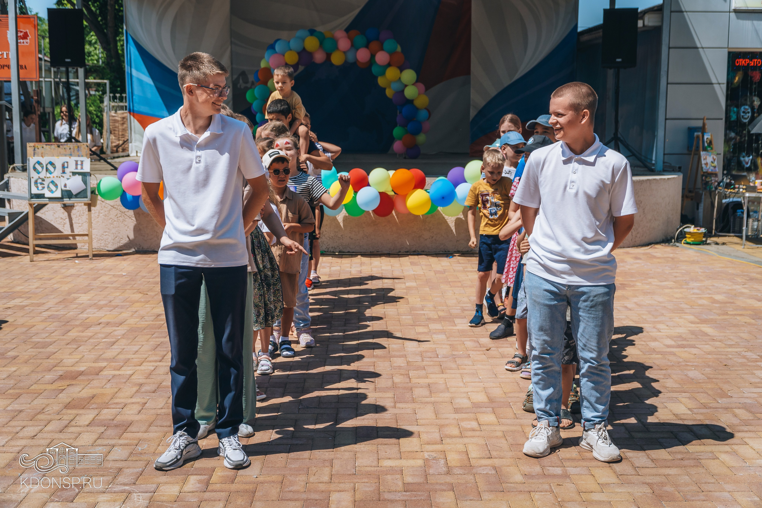 Должны смеяться дети. Новотитаровский Дом культуры