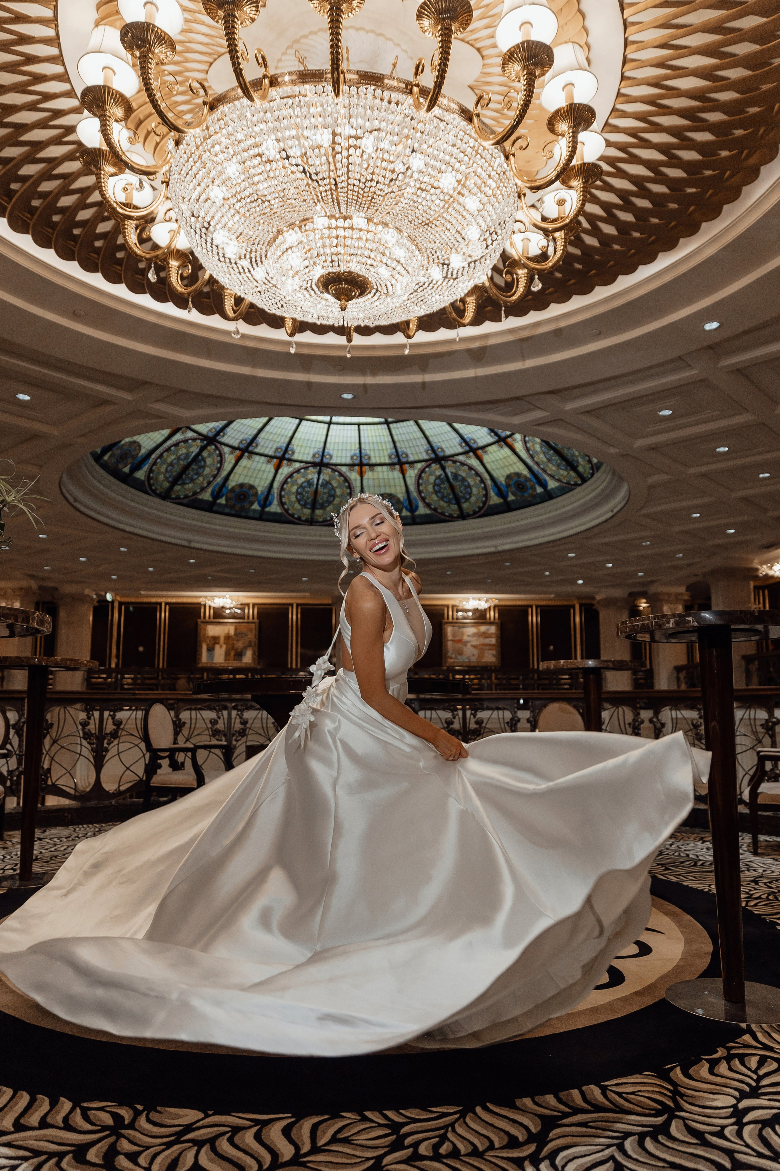 свадебная фотосессия в отеле ст регис Москва Никольская