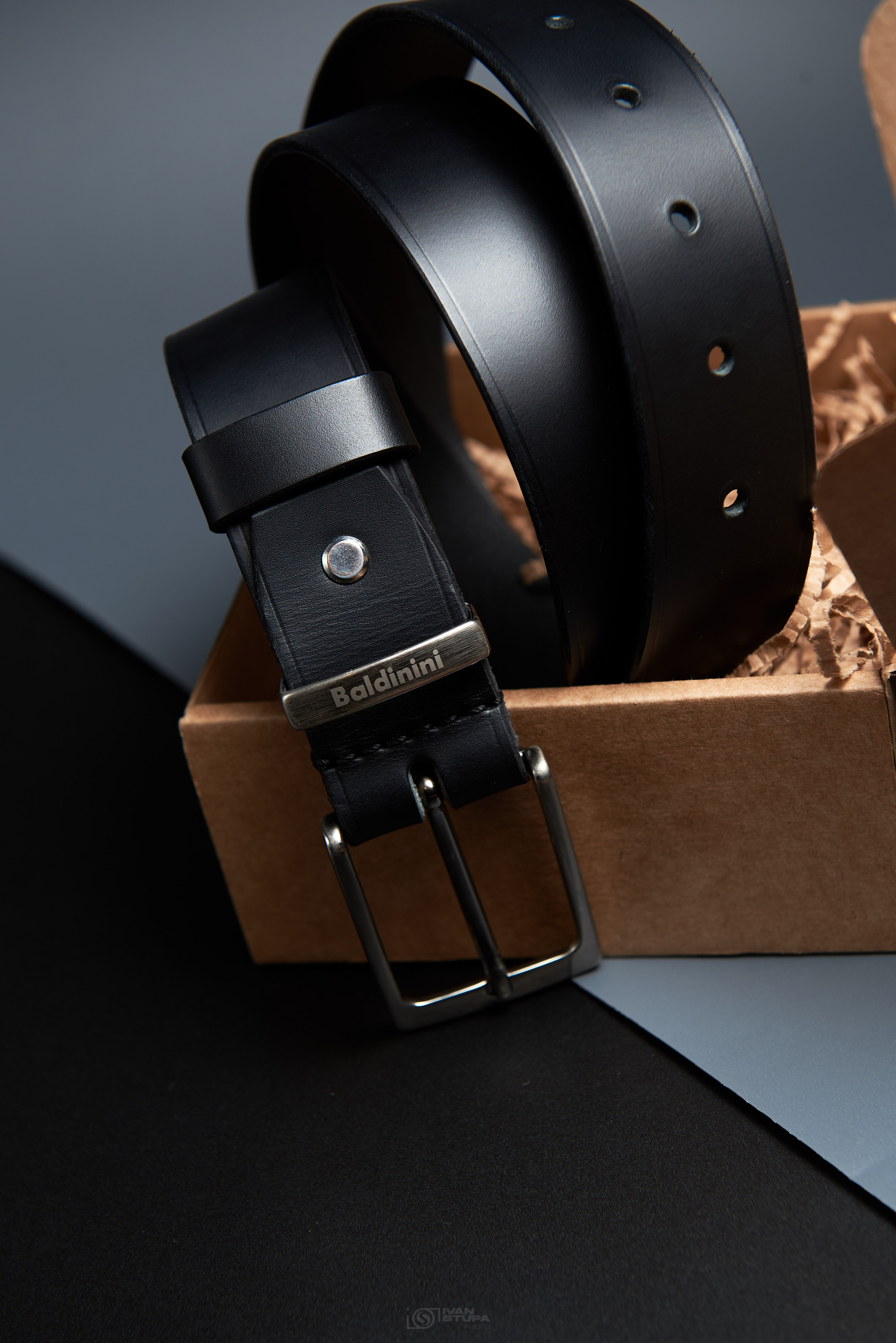 Вторая жизнь Baldinini: История одного спасения. Иван Ступа, репортажный фотограф в Санкт-Петербурге и Ленинградской области