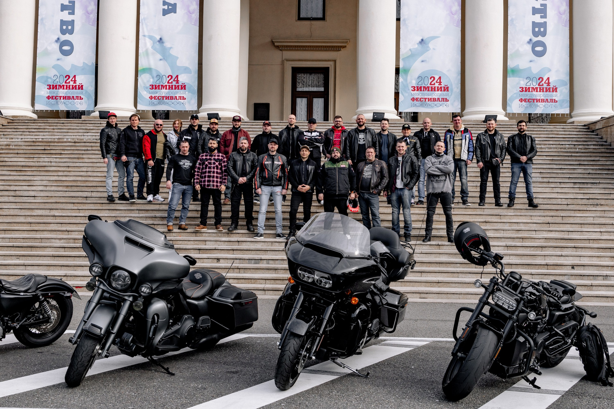 Клуб Harley Davidson. Свадебный фотограф ростов-на-Дону / Сочи / Москва