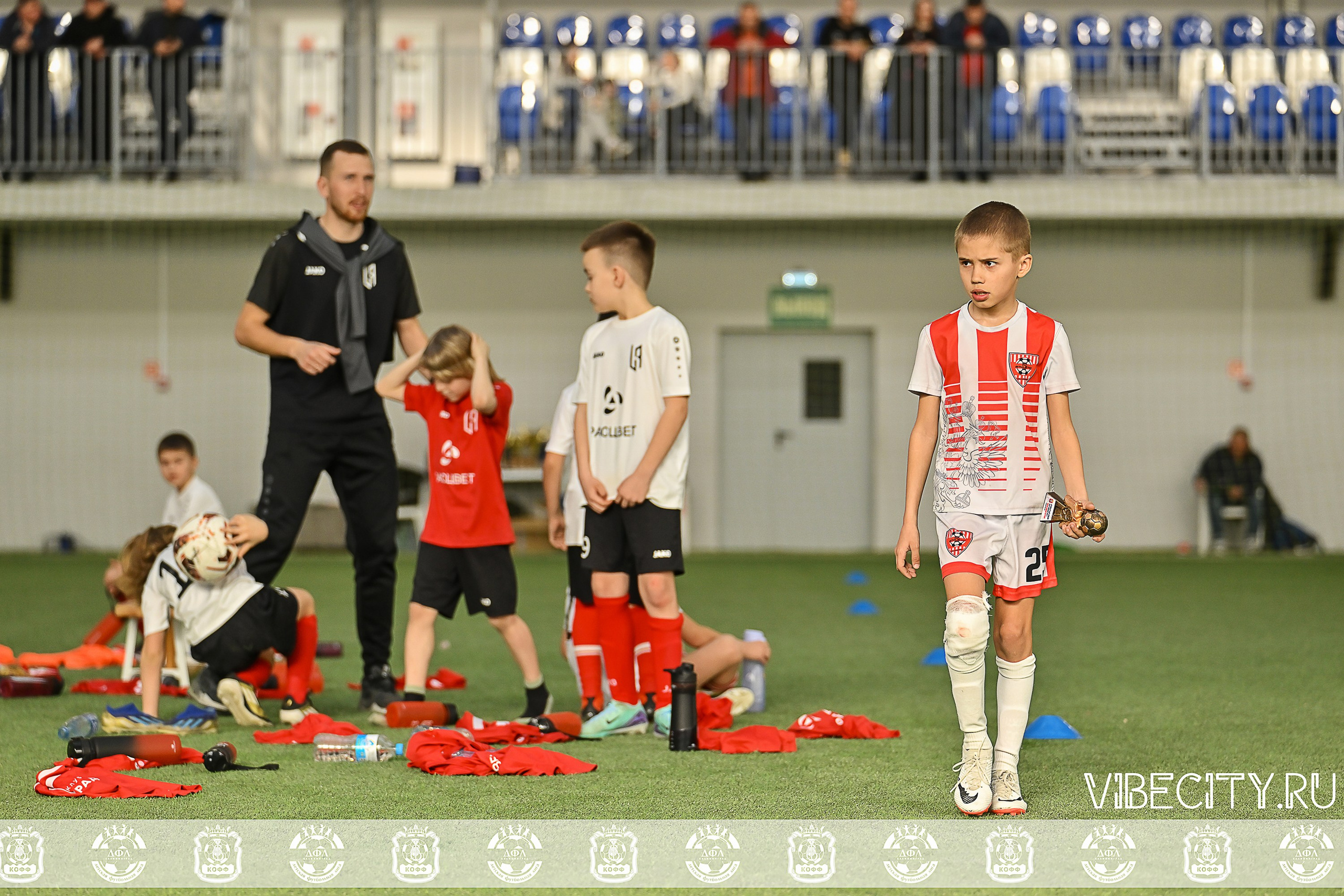 КУБОК БАЛТИЙСКОЙ ЛИГИ ПО МИНИ-ФУТБОЛУ U9 ЗЛ. VIBECITY.RU Вайб Сити Ру Фоторепортажи Фотоотчеты Калининград