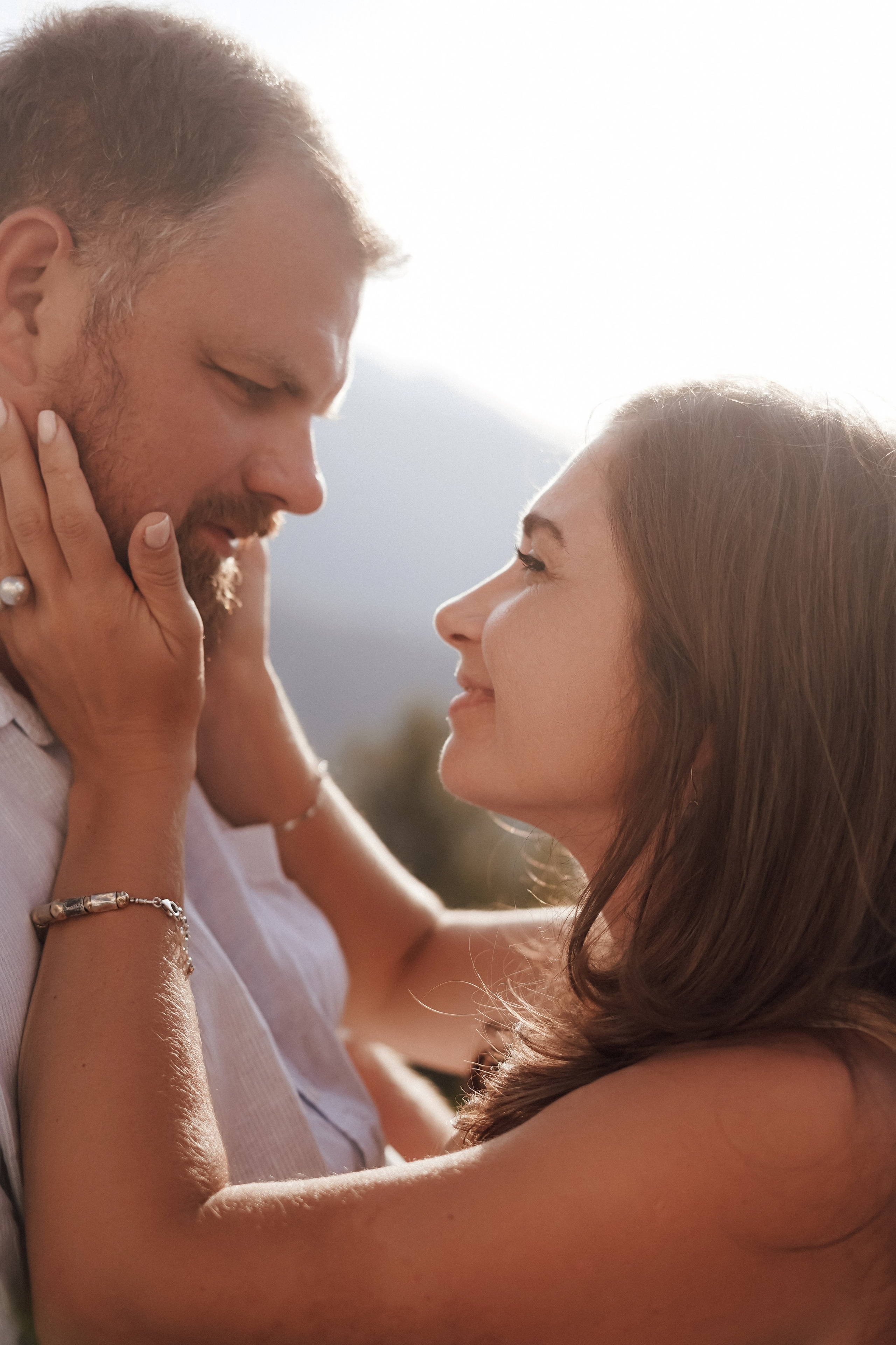 Алексей и Екатерина в горах Красной Поляны. Фотограф в Сочи и Абхазии | Фототуры | September Air