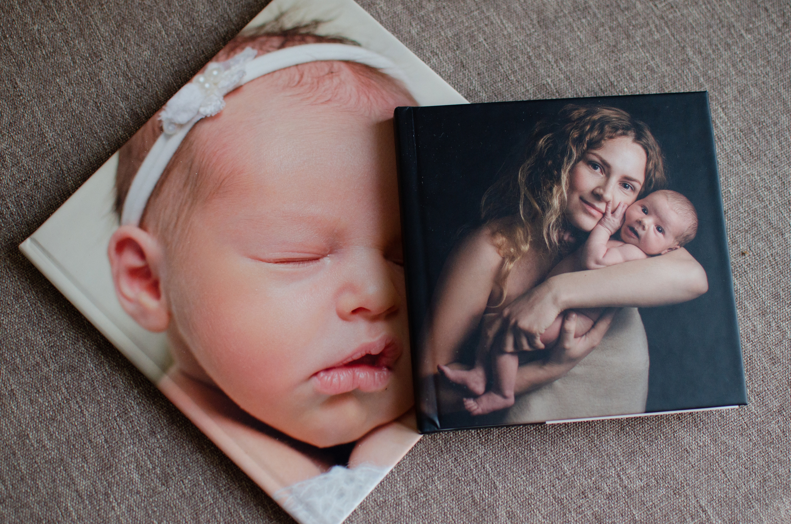 Фотокниги. Photographer of newborns and children up to a year in Montenegro