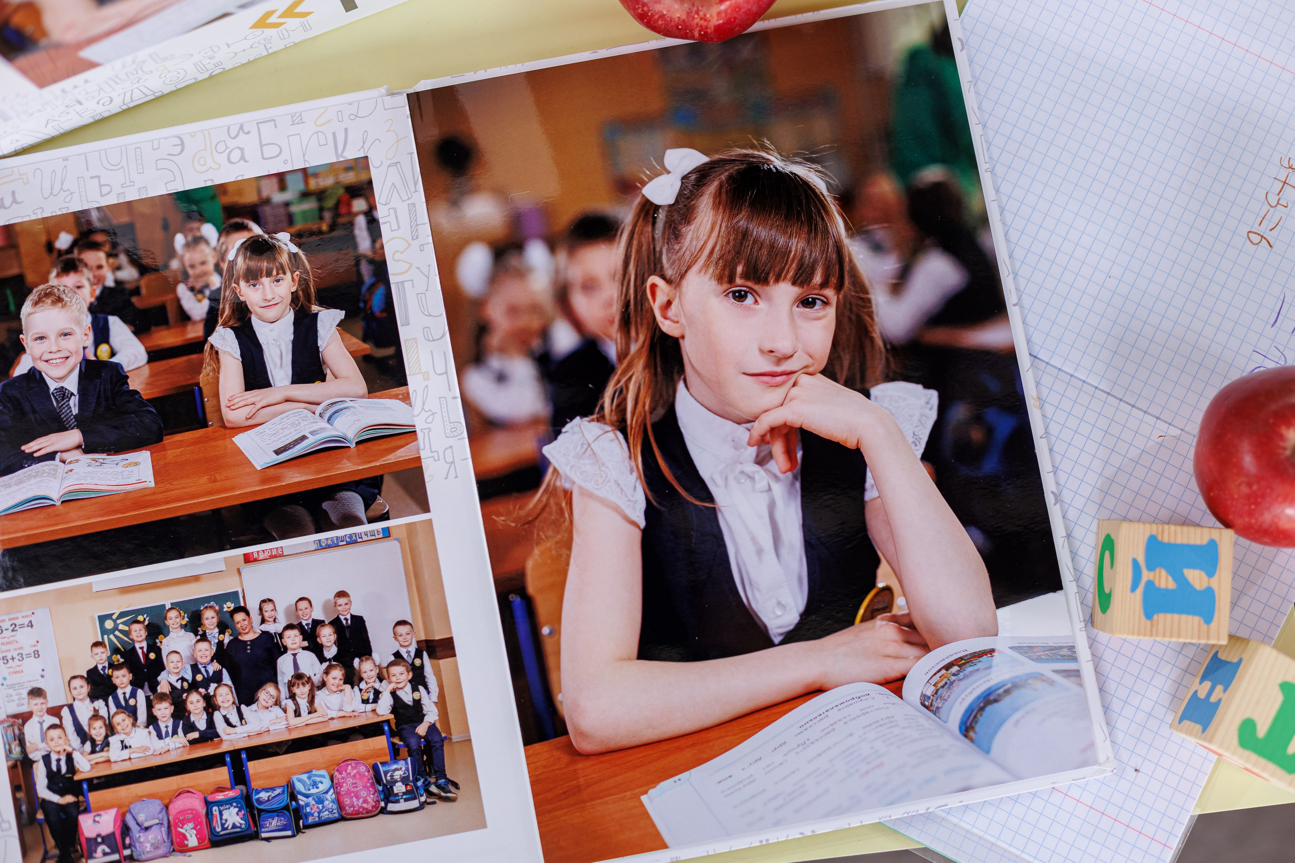 Выпускные альбомы 4 класс. Семейный и детский фотограф Комина Елена, Власиха, Одинцово