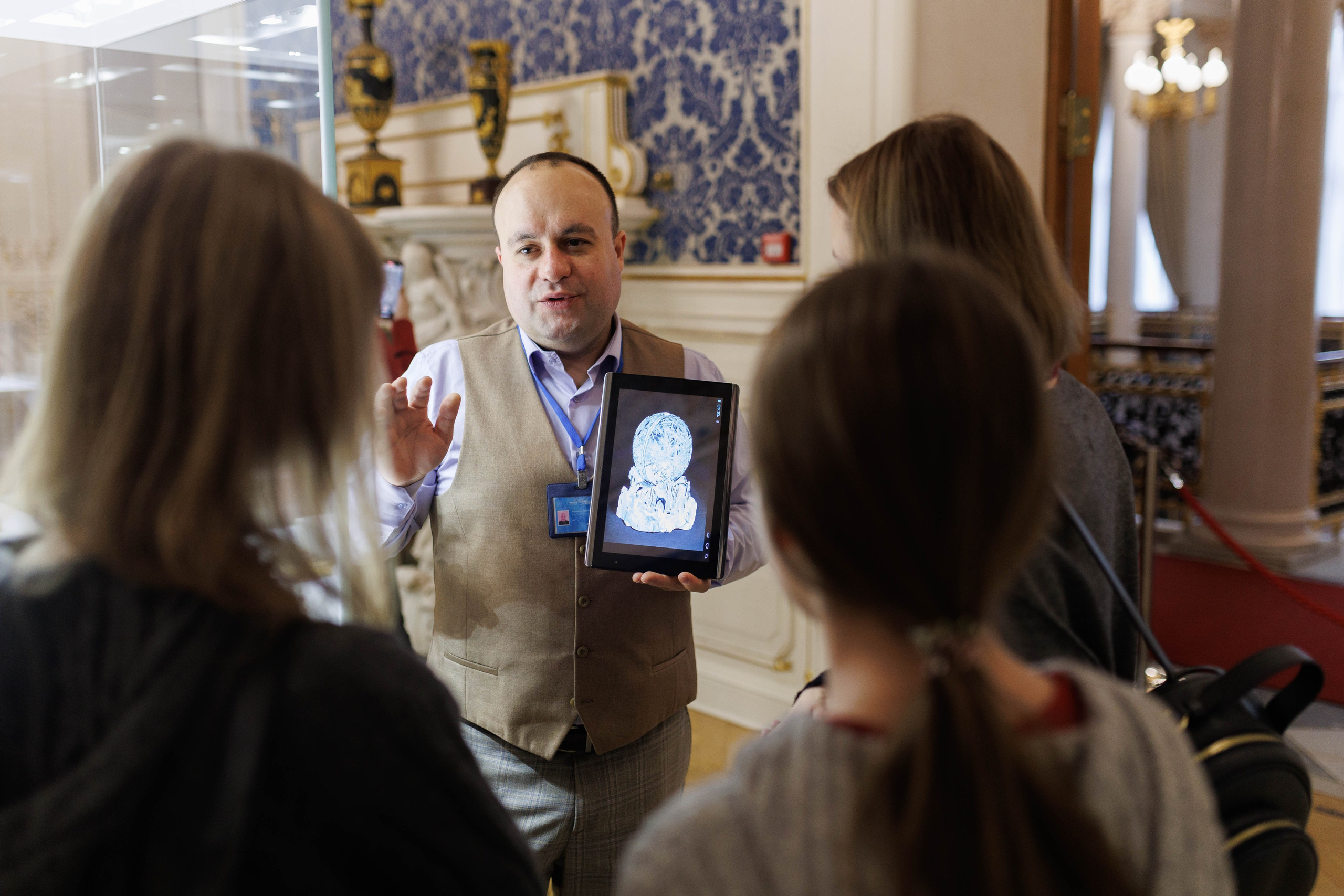 Детские программы. Экскурсии по Музею Фаберже и Санкт-Петербургу гид Арутюн Караджаян