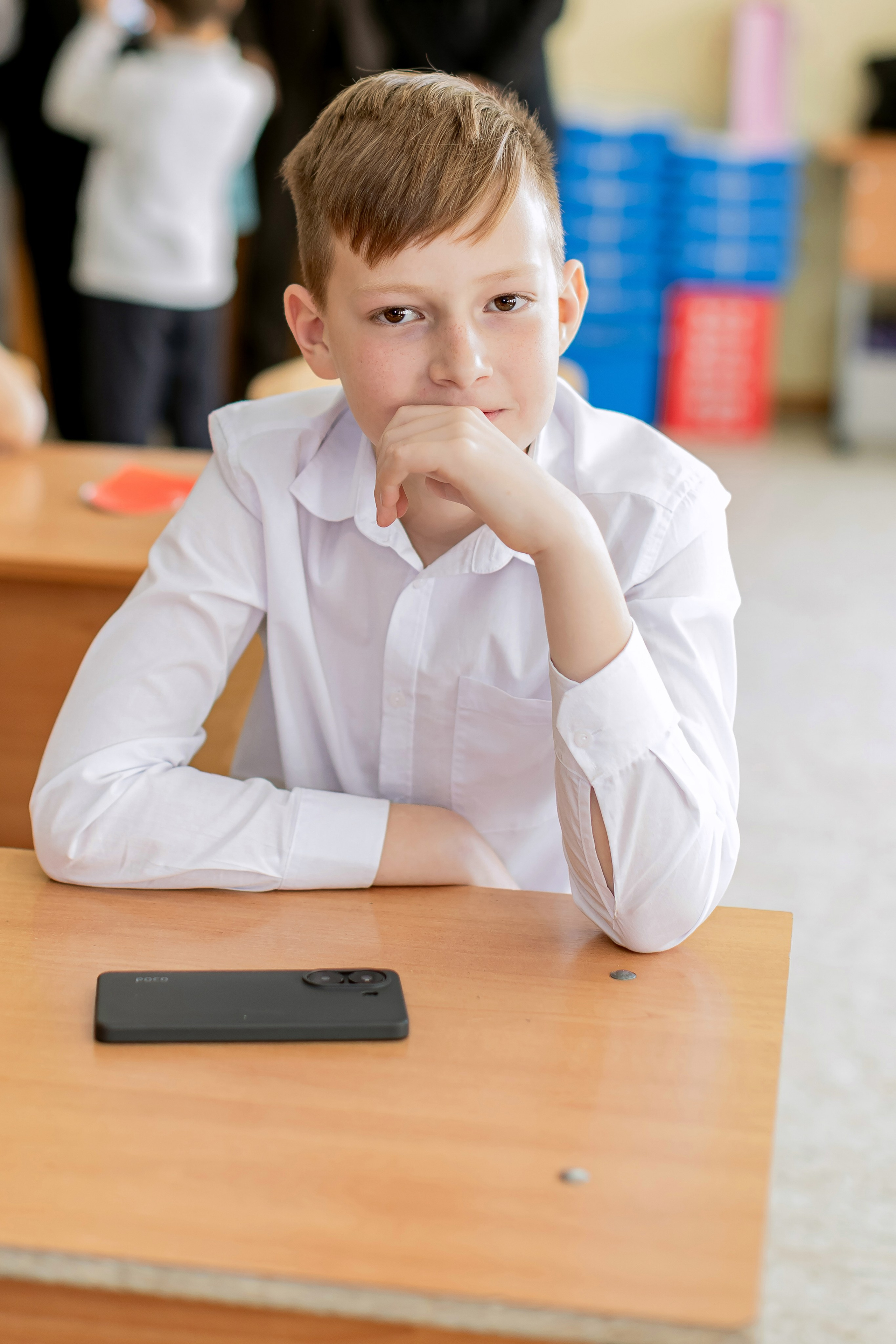 Выпускной в начальной школе в классе. Фотограф и видеограф Москва. Свадебный фотограф, видеограф. Выпускные альбомы. Оживающие альбомы