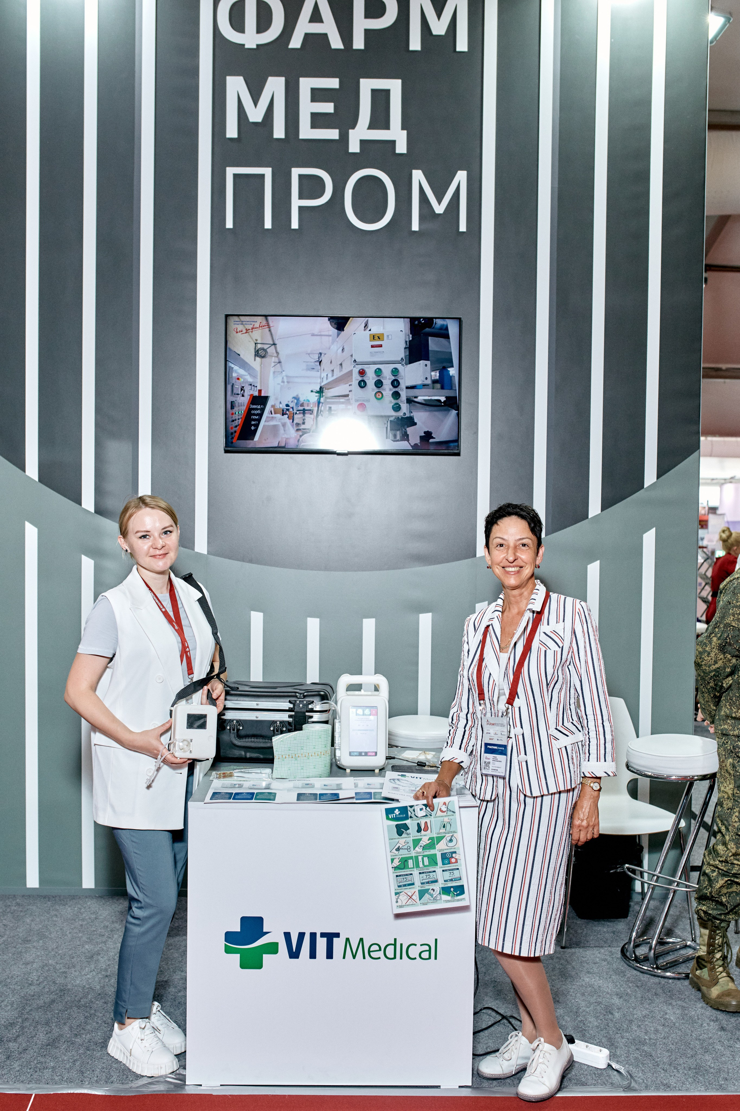 Фотограф на выставку в Москве, заказать услуги профессиональной фотосъёмки — Цены и стоимость услуг фотографа на съёмку выставки