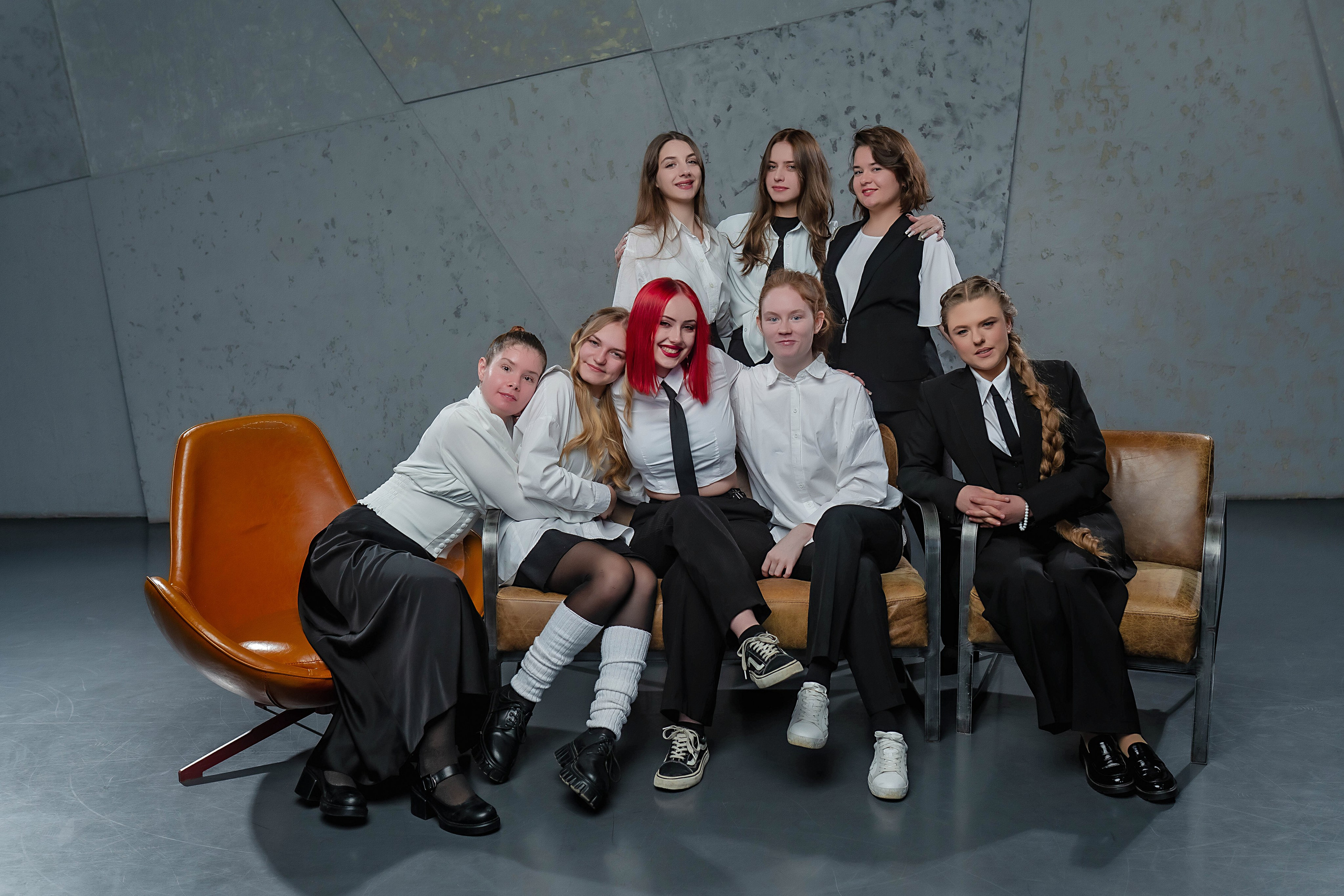 Выпускные (школьные) альбомы (книги) в Ростове-на-Дону. Современные Выпускные Альбомы в Ростове-на-Дону