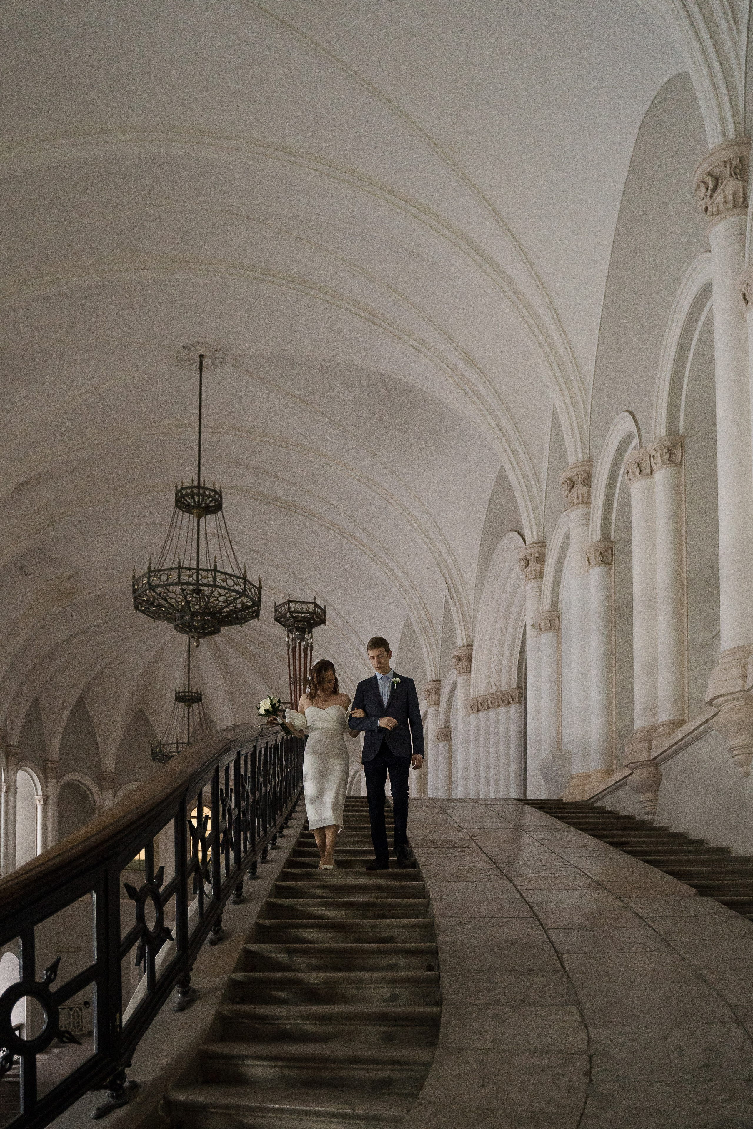 Где провести свадебную фотосессию в Санкт-Петербурге во время дождя