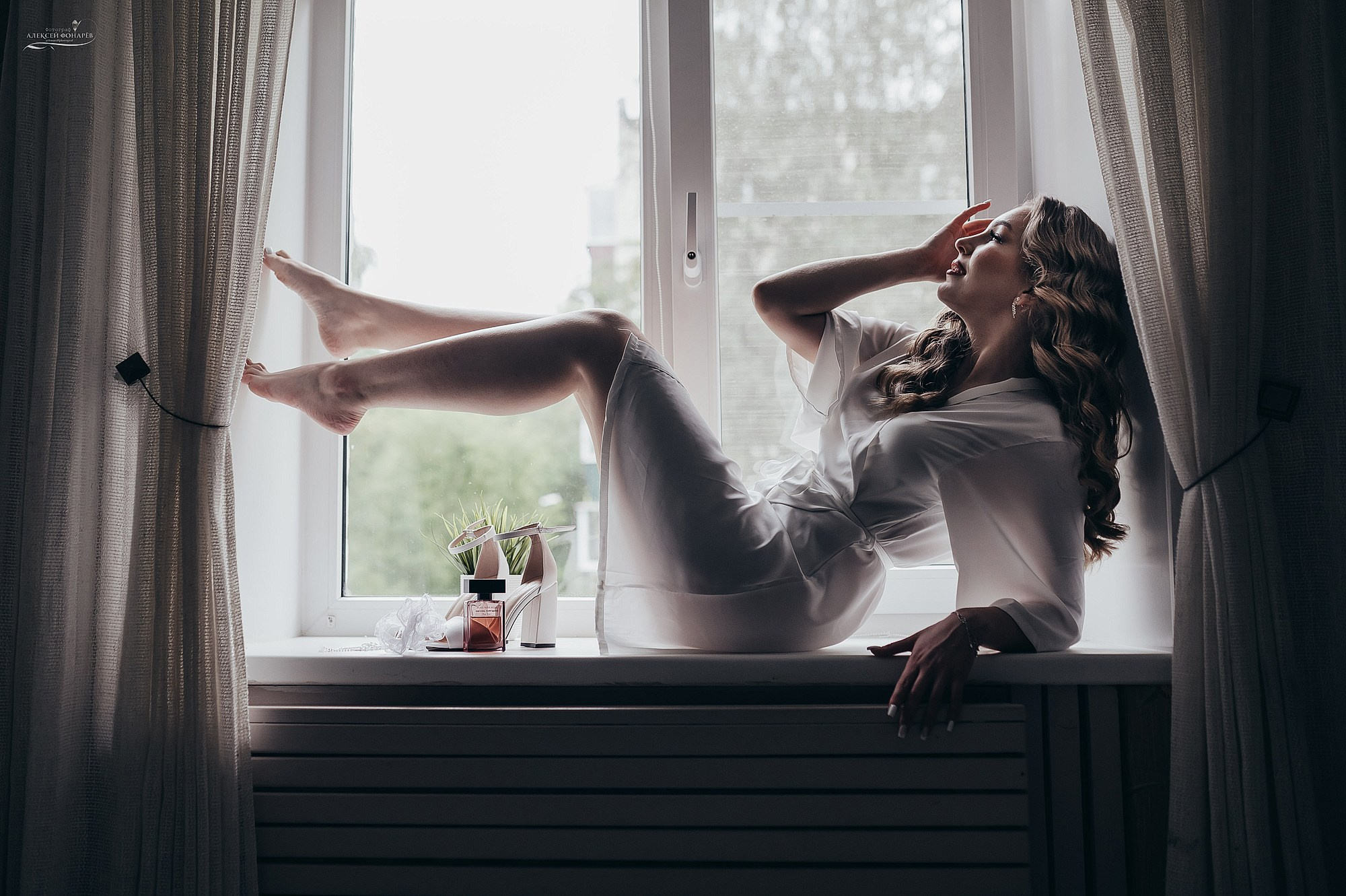 невеста на окне