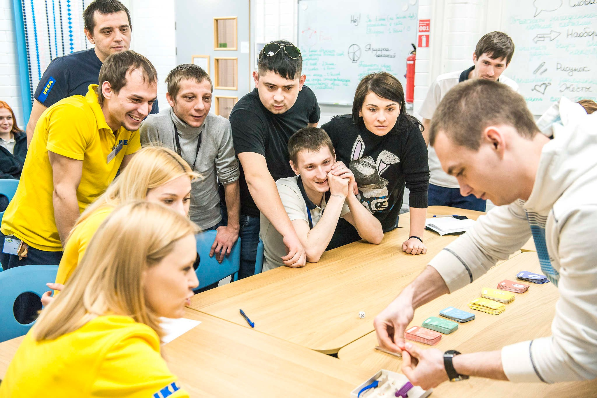 Мастер-класс в компании Ikea. Сотрдиники компании участвуют в тимбилдинге в городе Ростов-на-Дону. Съемка для  IKEA.