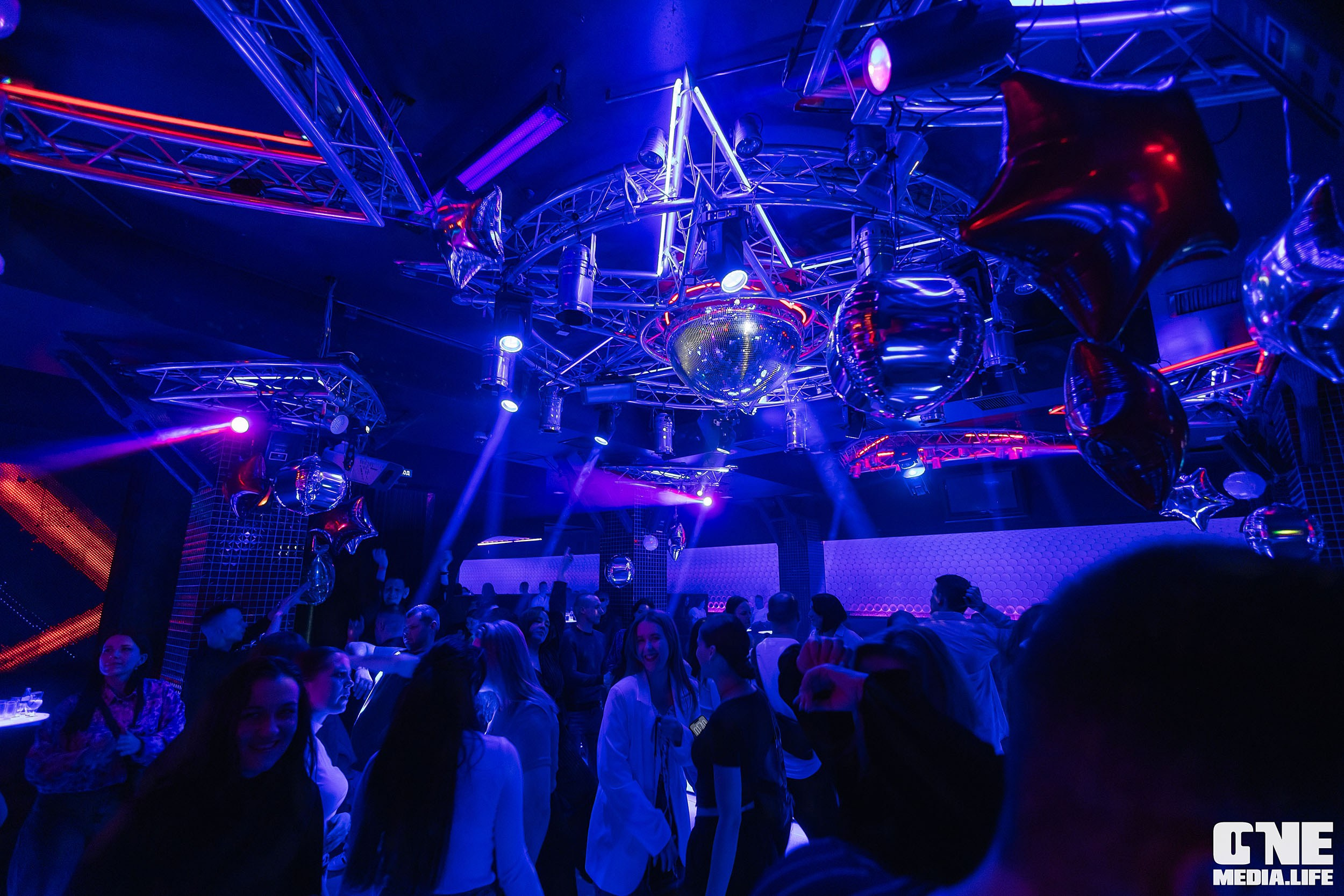 Фоторепортаж из РК Планета. One Media Life: фоторепортажи, фотоотчеты с мероприятий и заведений