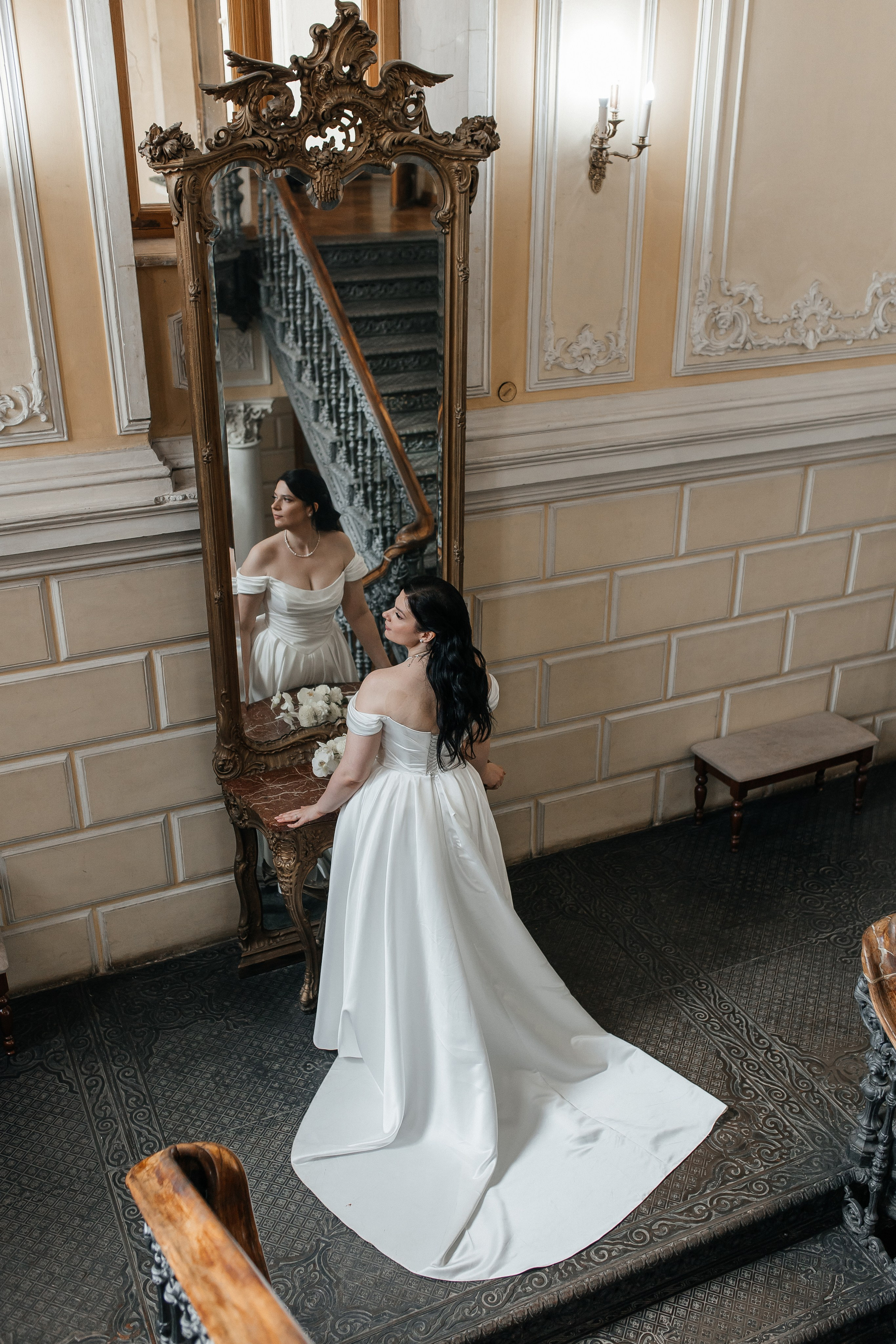 Регистрация брака в библиотеке читальне пушкина. Свадебный фотограф в Москве Дарья Олендарёва