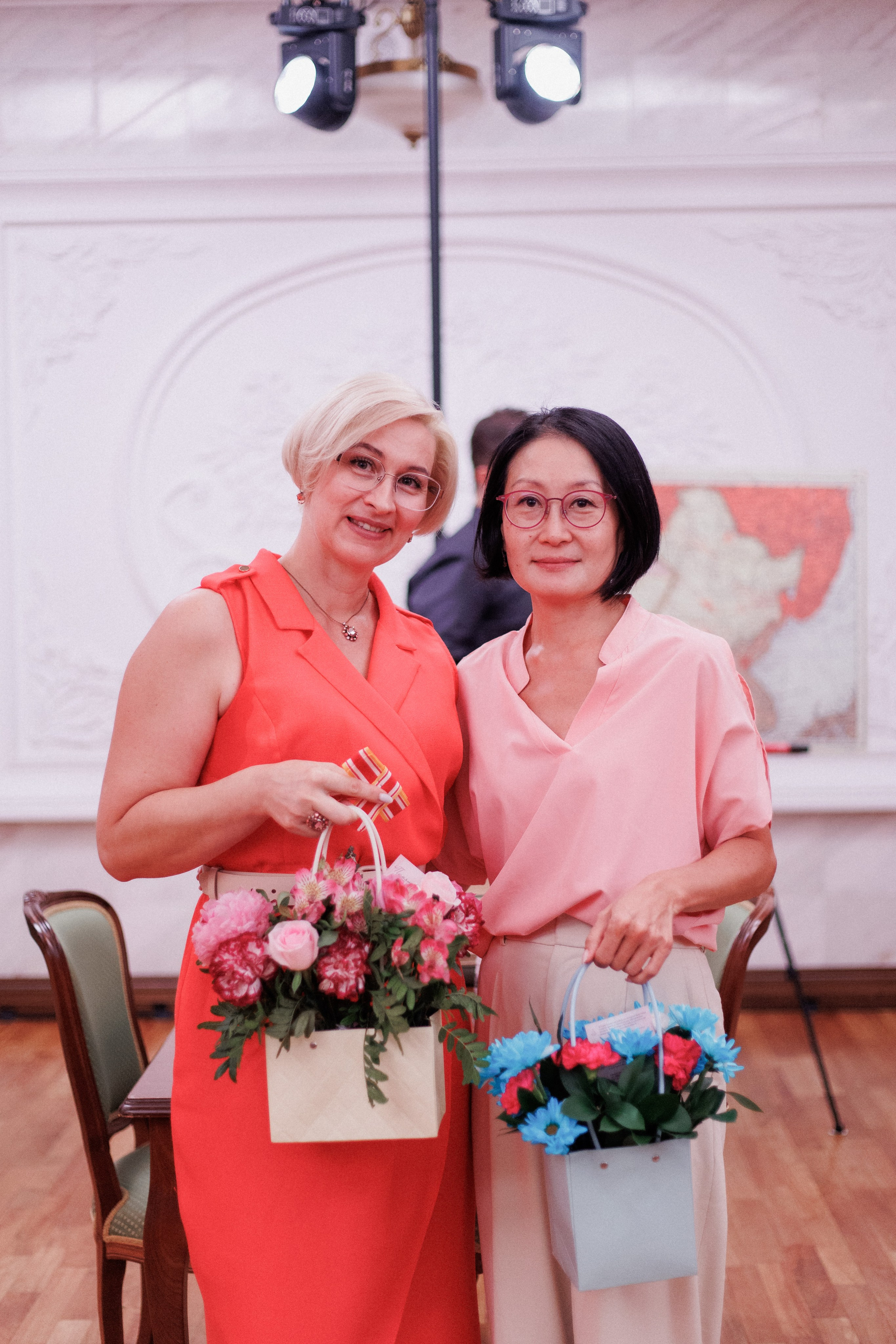 ПРЕЗЕНТАЦИЯ КНИГИ — 80 ЛЕТ ПОБЕДЫ. СВОИ. ФОТООТЧЕТЫ-СОБЫТИЯ-МЕСТА