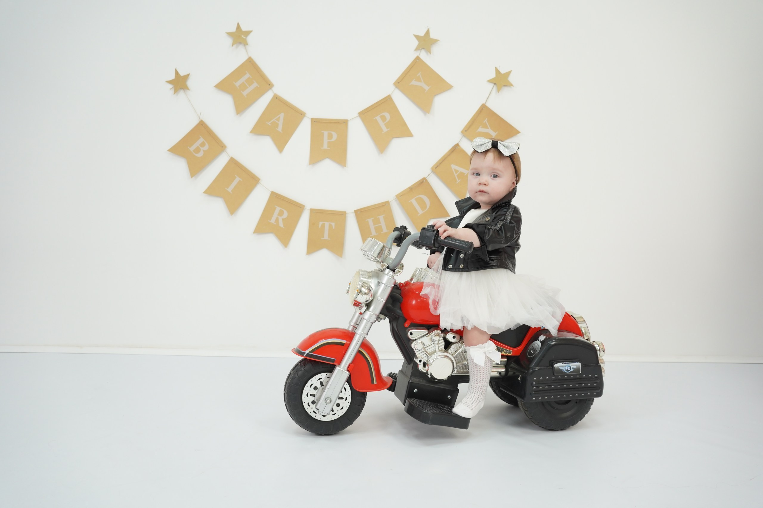 Наши Новые Фотозоны. Детская Фотостудия ГОДОВАСИКИ в Санкт-Петербурге фотосесия на годик