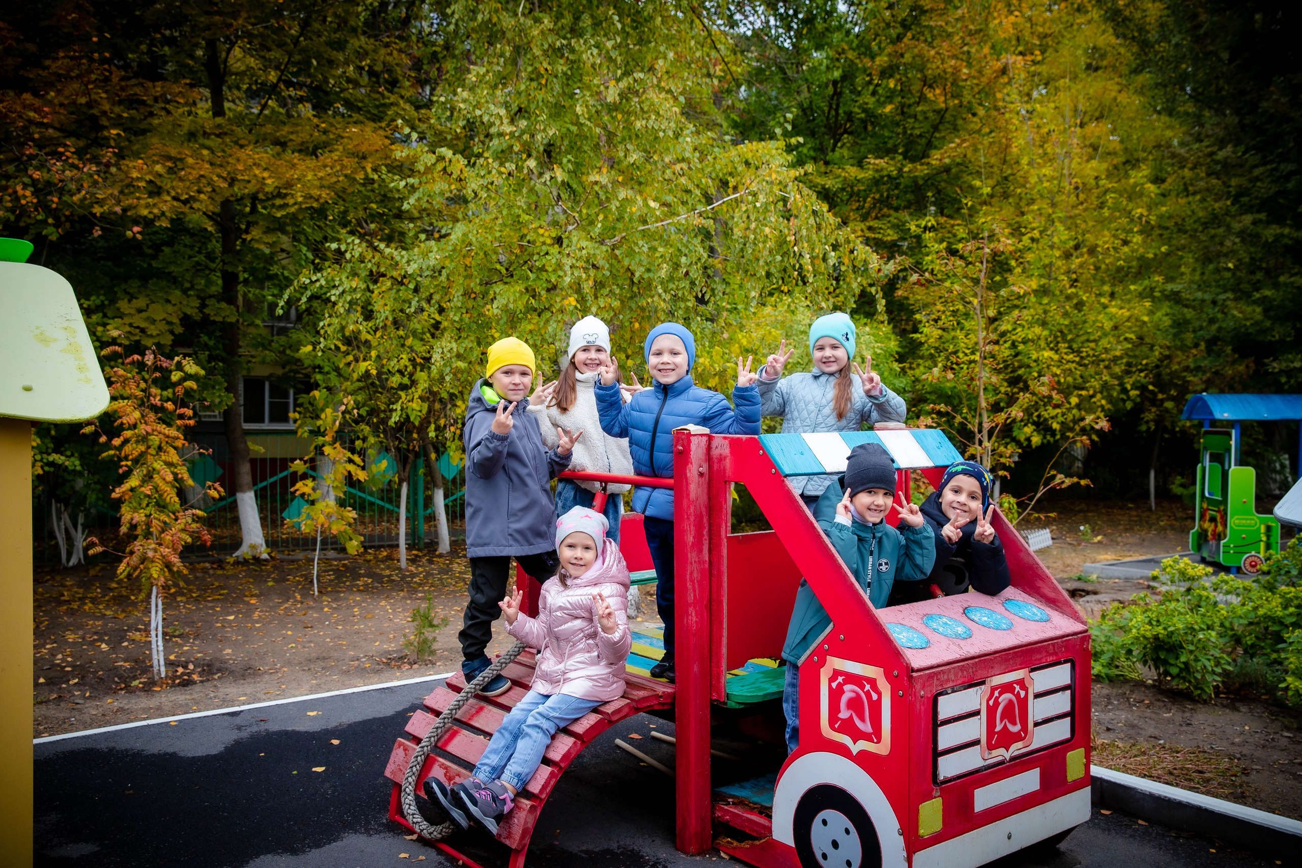 Выпускные (школьные) альбомы (книги) в Ростове-на-Дону. Современные Выпускные Альбомы в Ростове-на-Дону