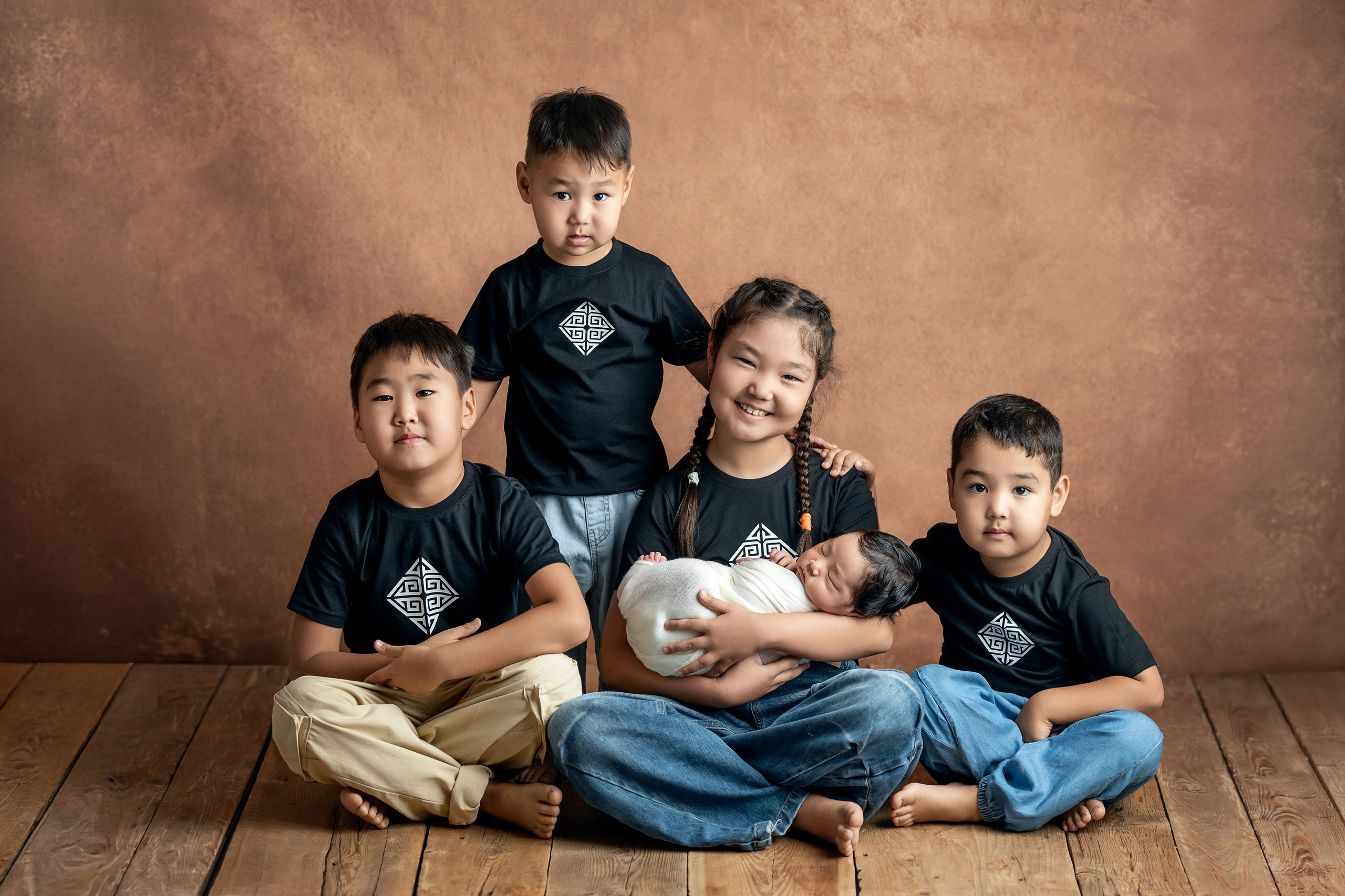 NEWBORN. Творческая команда Ульяшевы, свадебная и семейная фотография. Кахахста