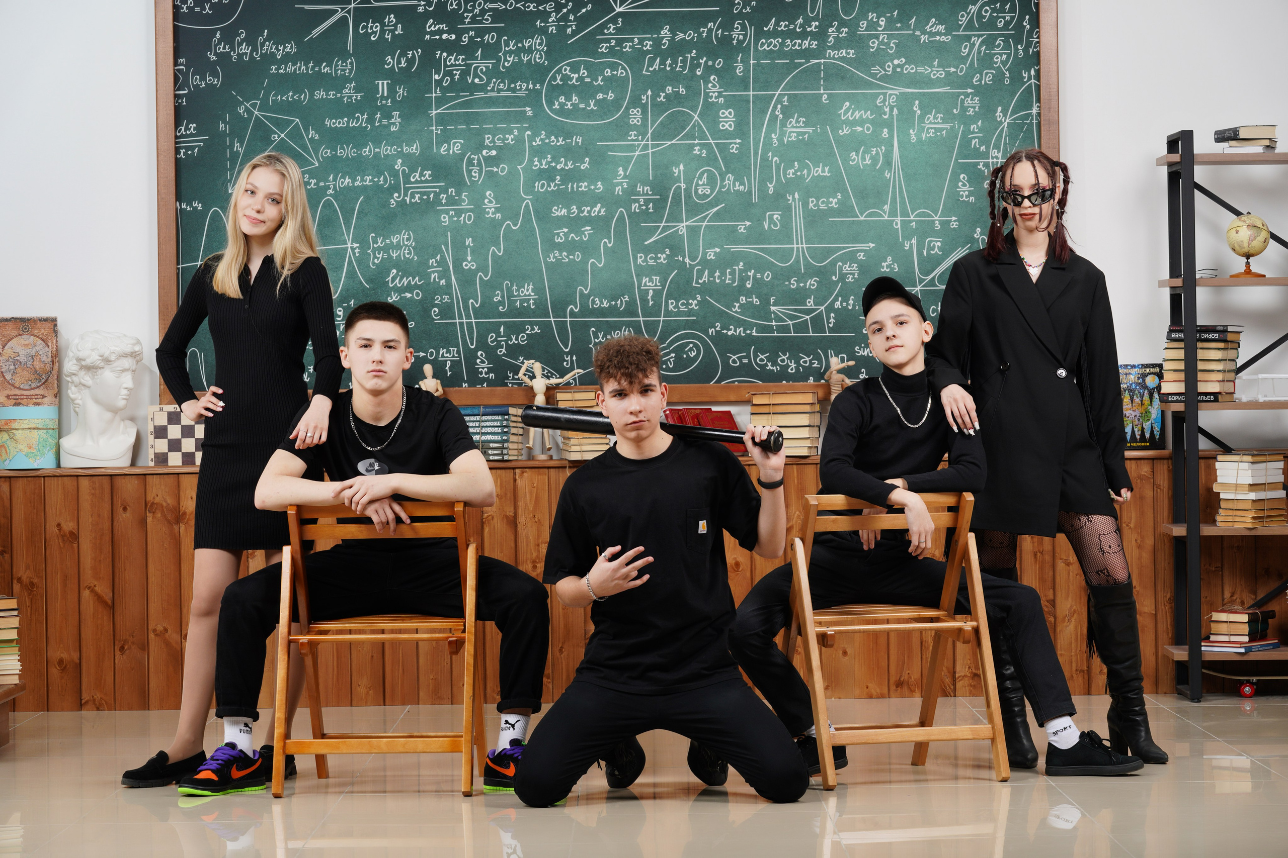 Школьная студия 9,11 класс. Фотограф Герман